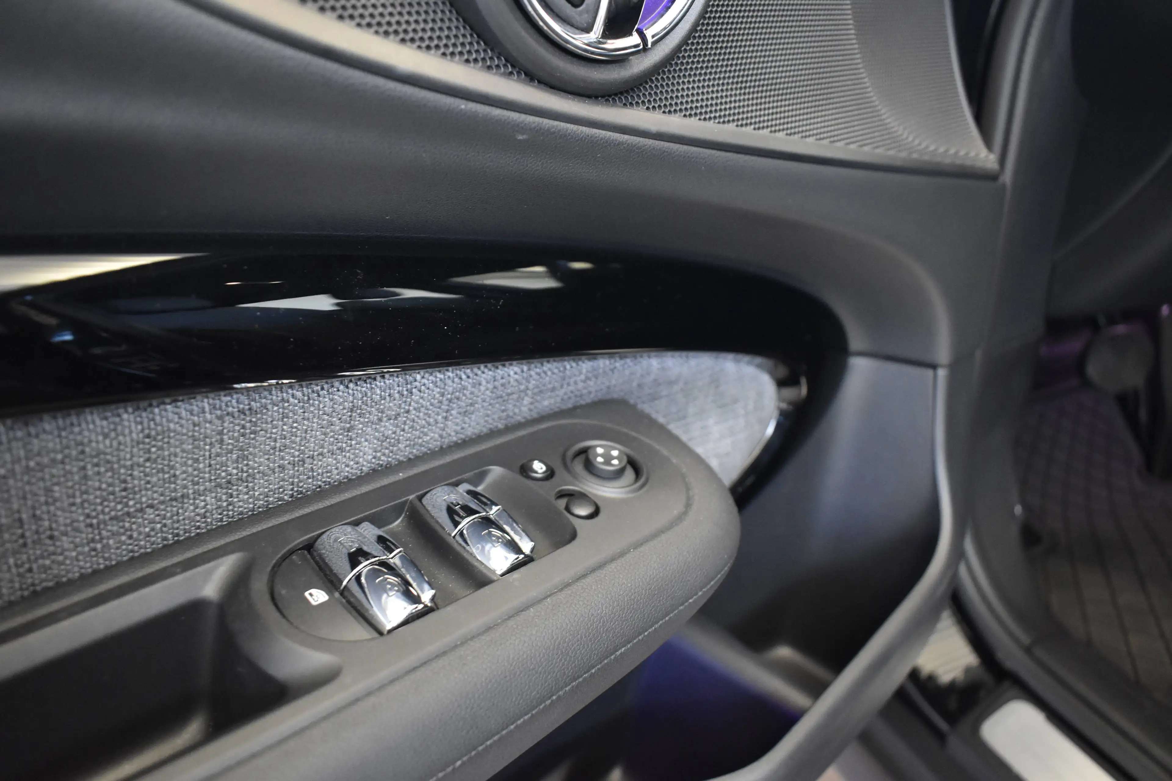 MINI Cooper Clubman COMFORT ACCESS, CARPLAY, LED, 18" INCH — photo 13