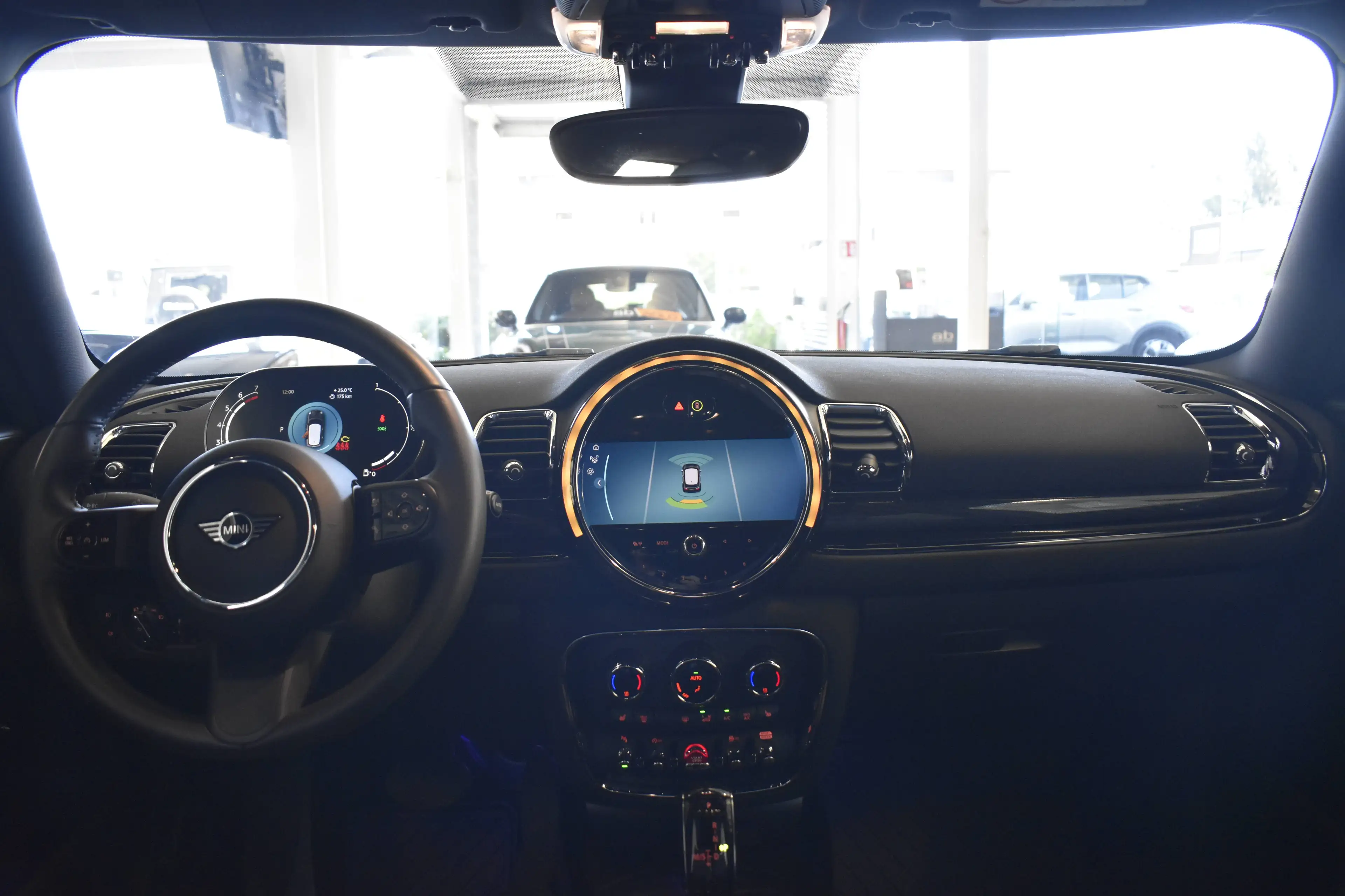 MINI Cooper Clubman COMFORT ACCESS, CARPLAY, LED, 18" INCH — photo 9