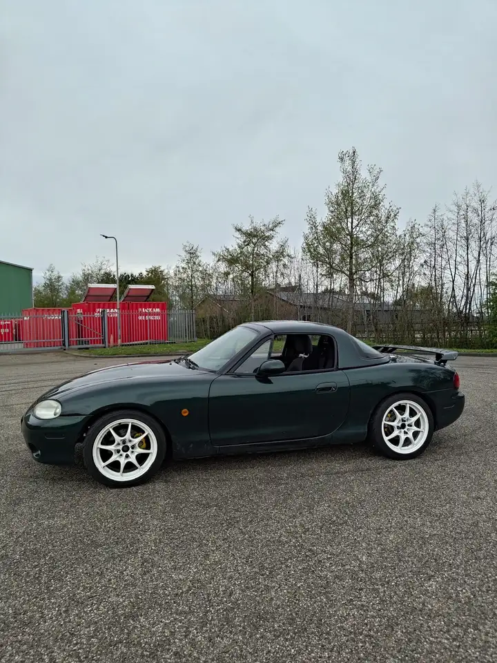 Mazda MX-5 1.8i, foto 3