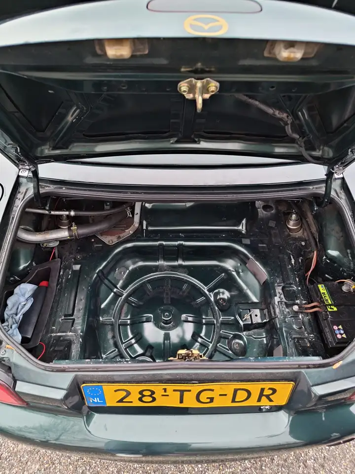 Mazda MX-5 1.8i, foto 11