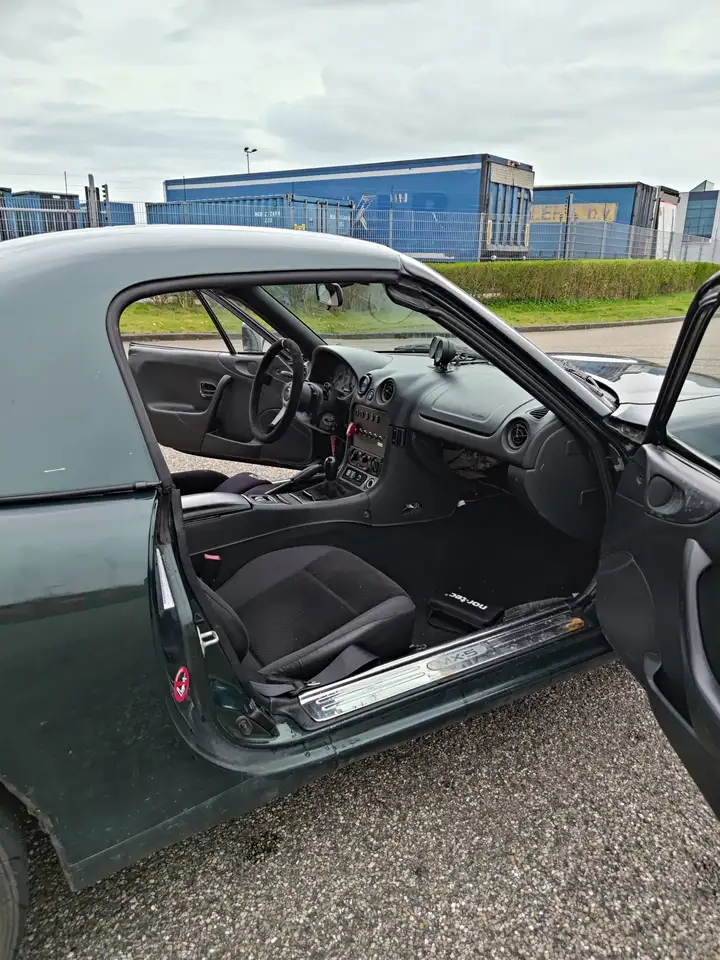 Mazda MX-5 1.8i, foto 8