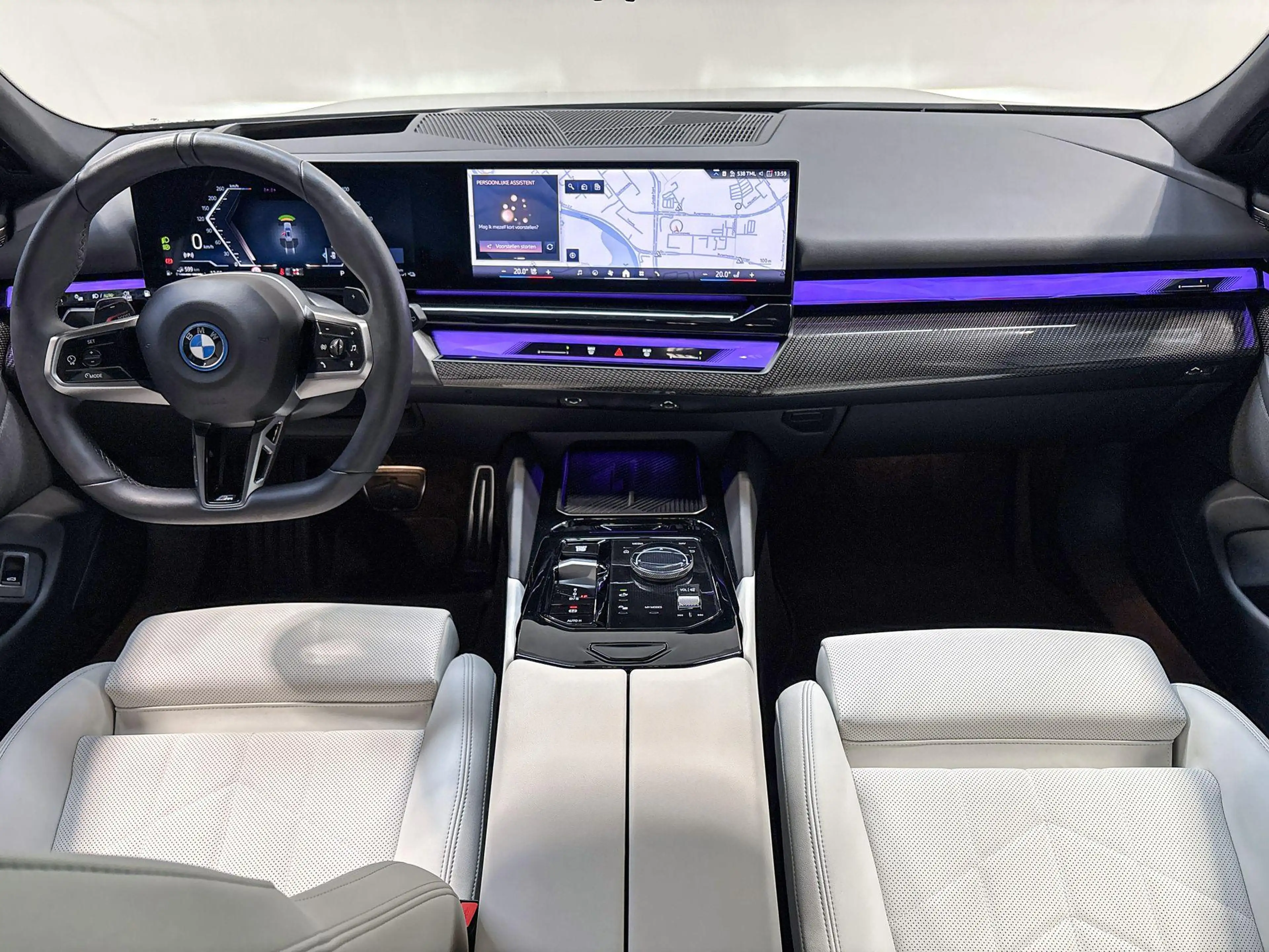 BMW 550 5 Serie Touring 550e xDrive - Verwacht: oktober 20 — photo 11