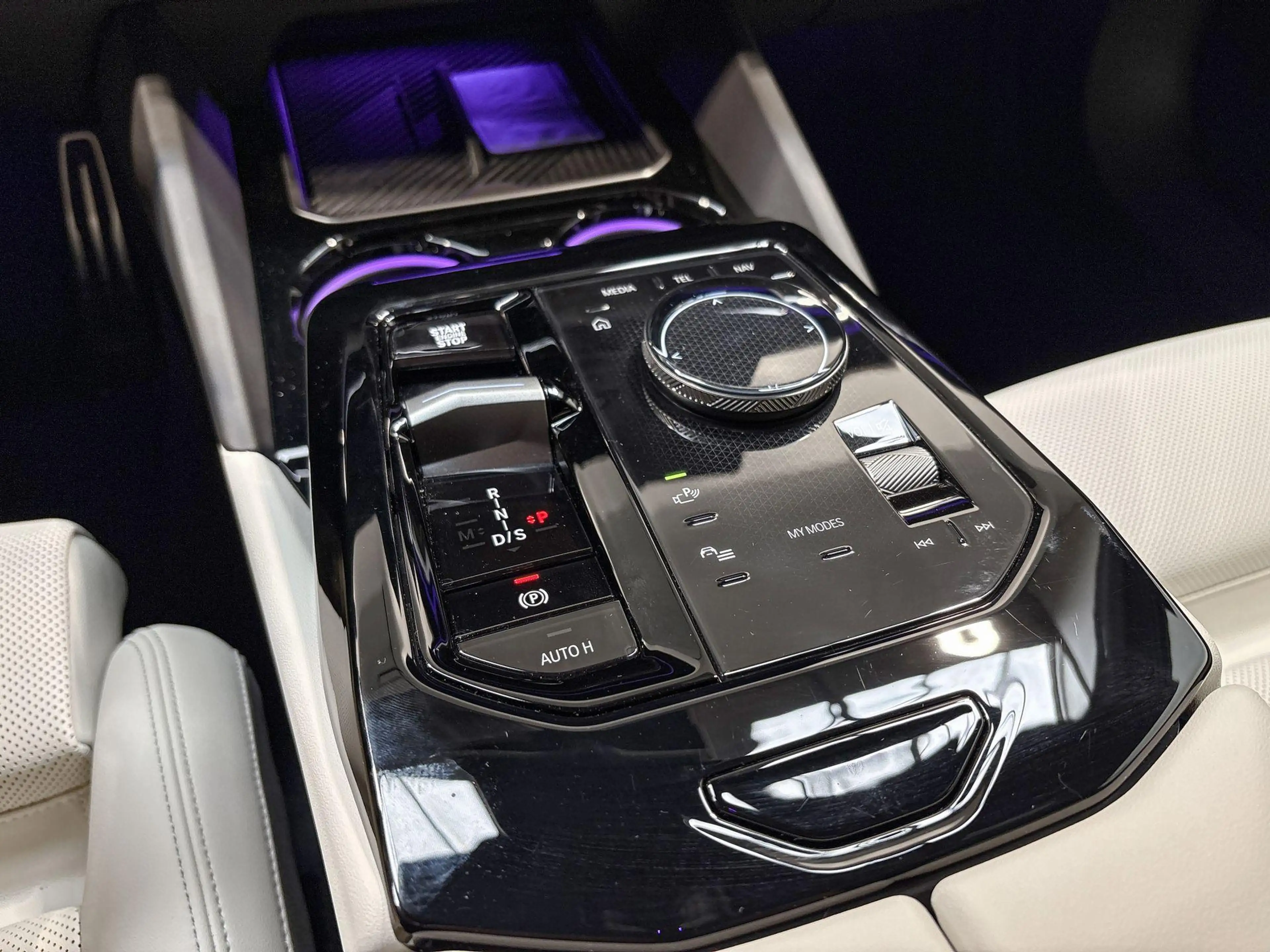 BMW 550 5 Serie Touring 550e xDrive - Verwacht: oktober 20 — photo 15