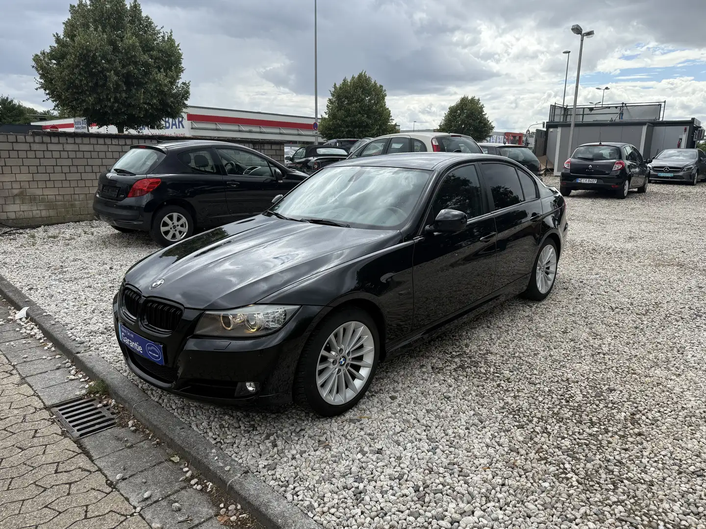 BMW 325 325i AUS 2 HAND TOP ZUSTAND Zwart - 1