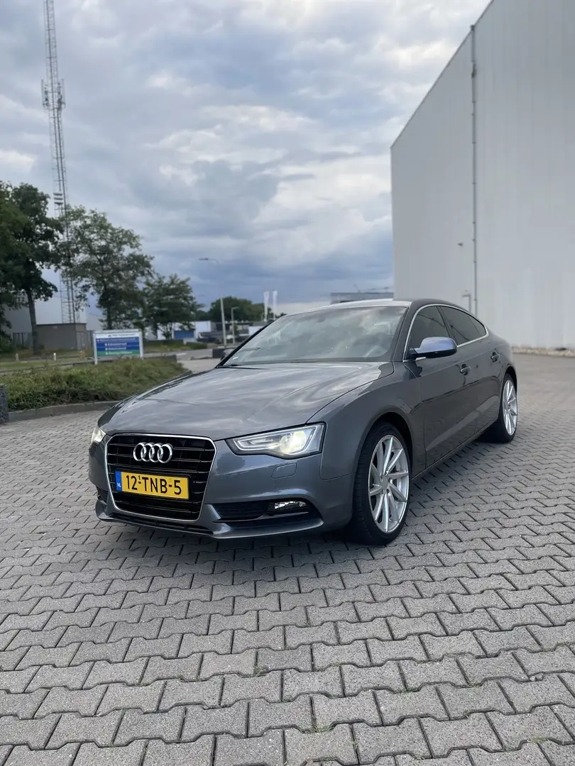 Audi A5 1.8 TFSI Pro Line Grijs - 2