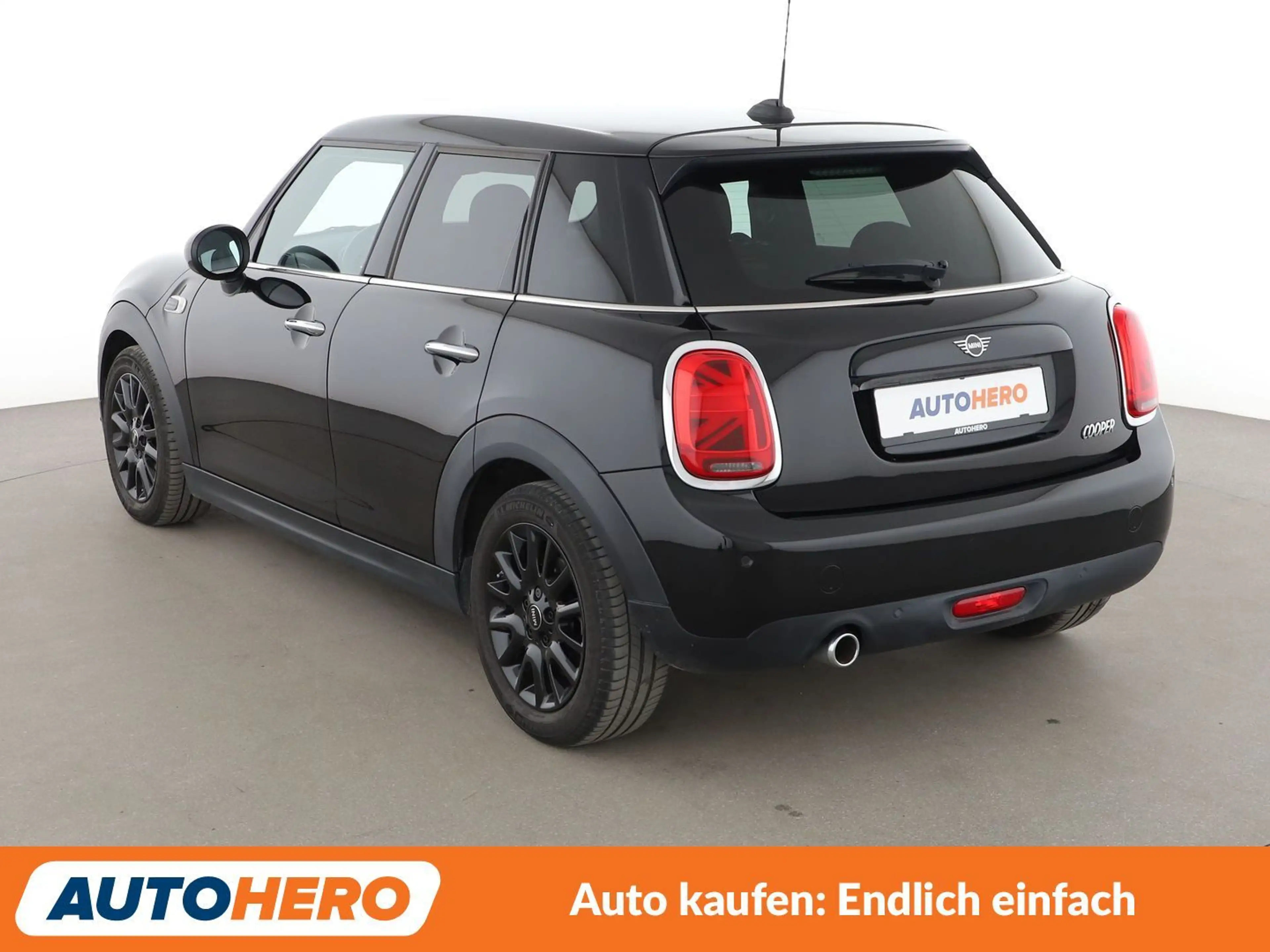 MINI Cooper Cooper Aut.*NAV*LED*TEMPO*PDC*SHZ*ALU*KLIMA* — photo 4