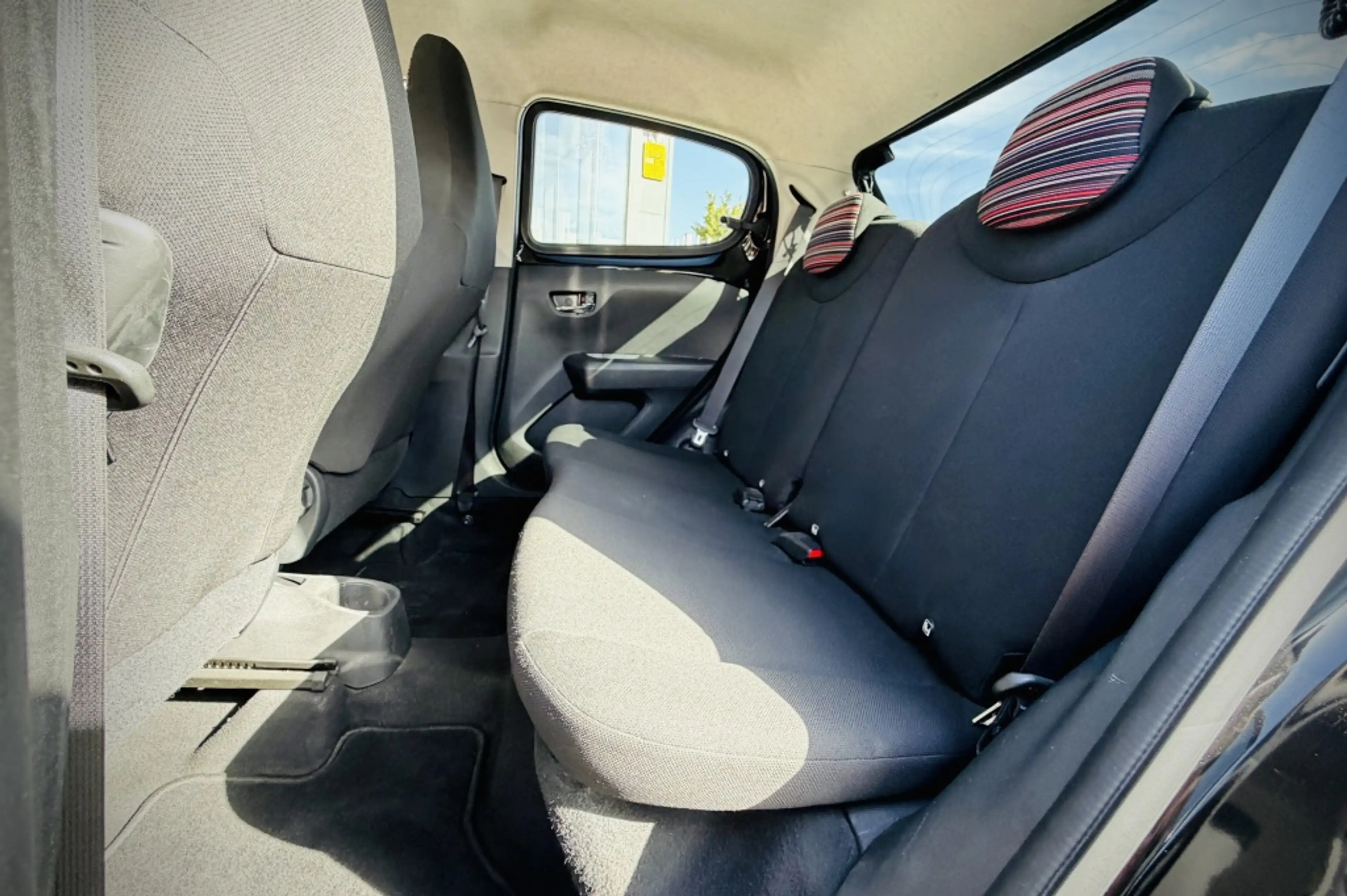 Citroen C1 1.0 VTi Shine | CAMERA | CARPLAY + ANDROID | CLIMA — photo 13