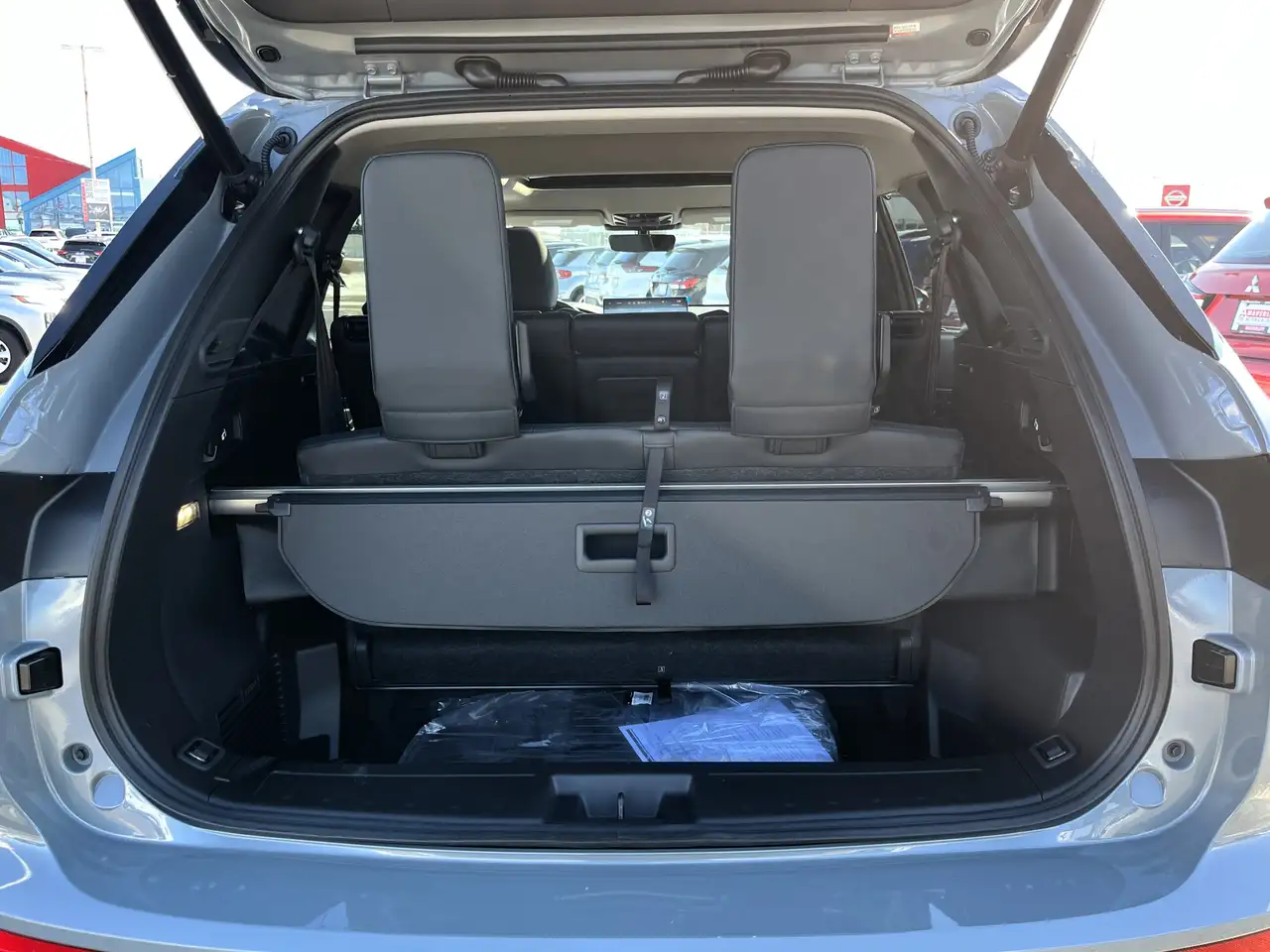 Mitsubishi Outlander снимка Mitsubishi Outlander