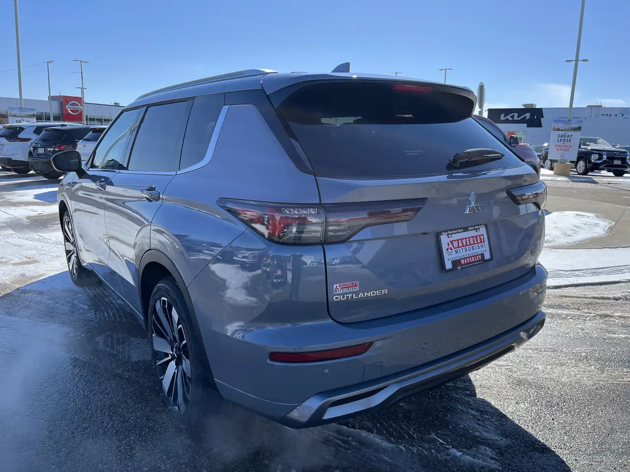 Mitsubishi Outlander снимка Mitsubishi Outlander