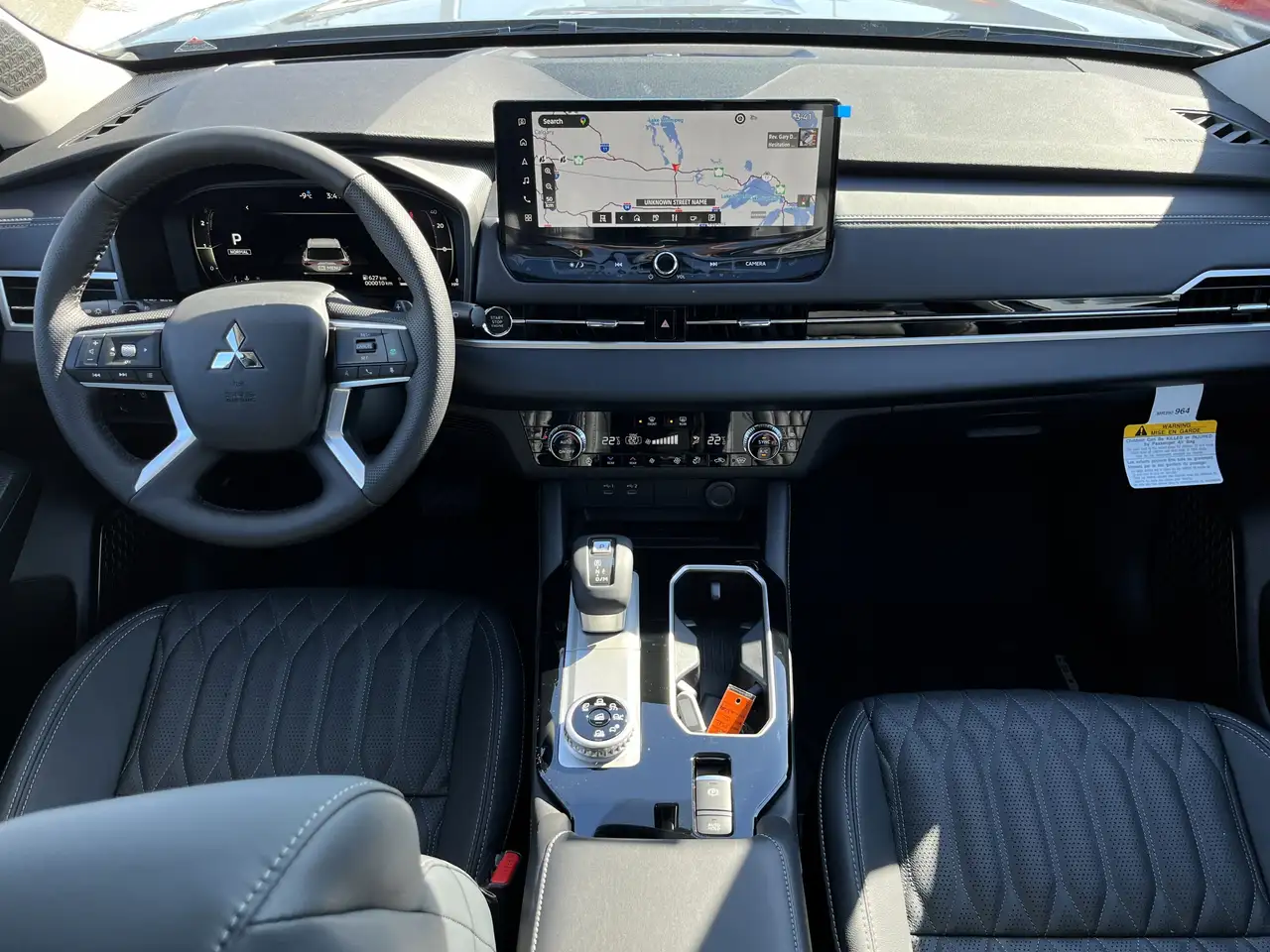 Mitsubishi Outlander снимка Mitsubishi Outlander