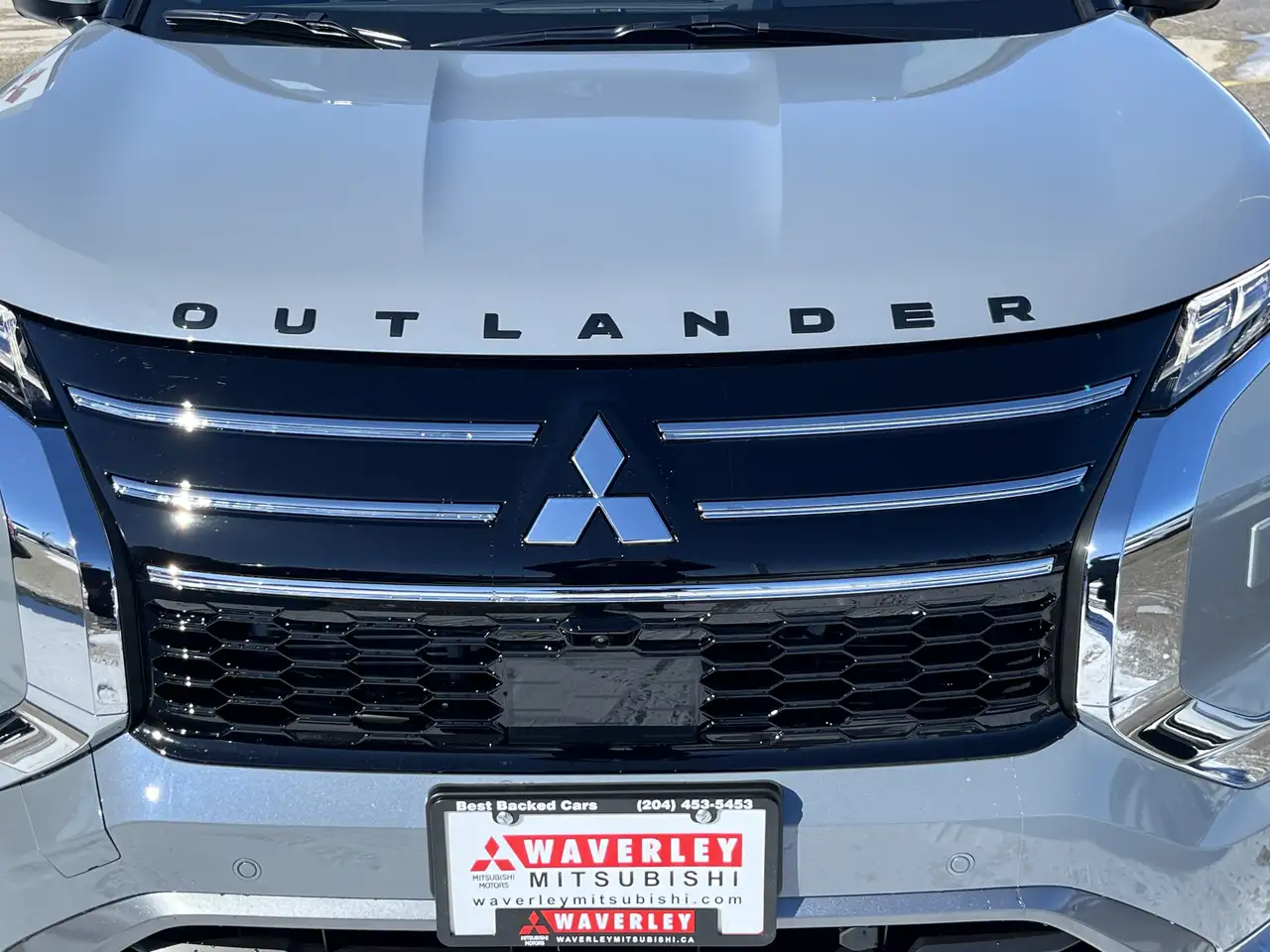 Mitsubishi Outlander снимка Mitsubishi Outlander