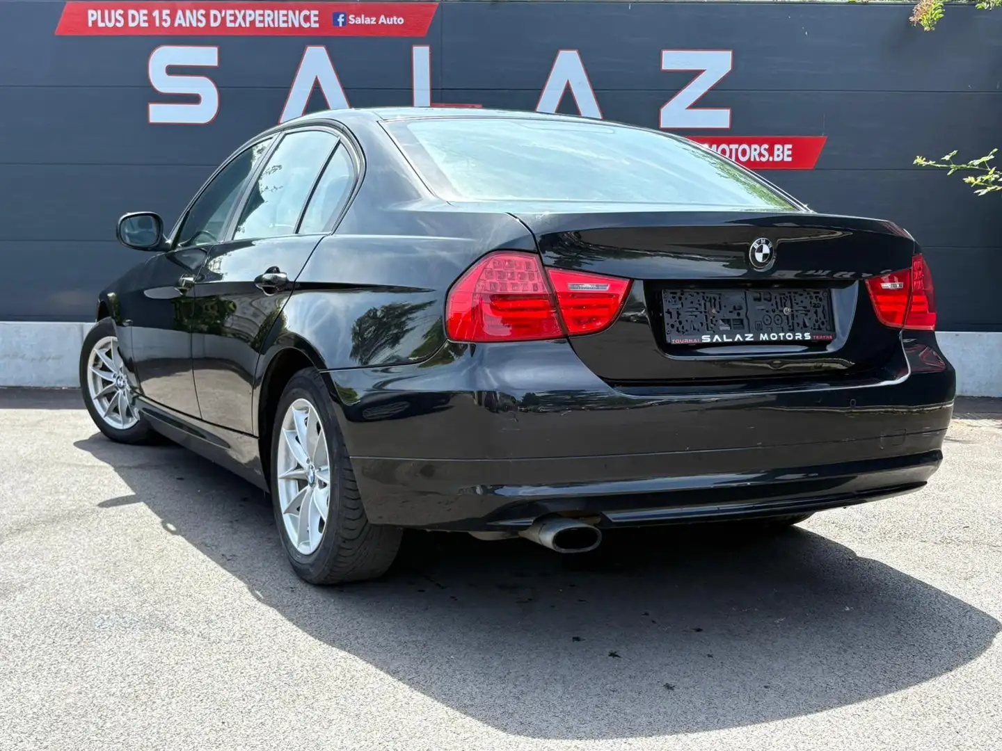 BMW 320 320iA-AUTOMATIQUE-EXPORTATION-EXPORTATION- Noir - 2