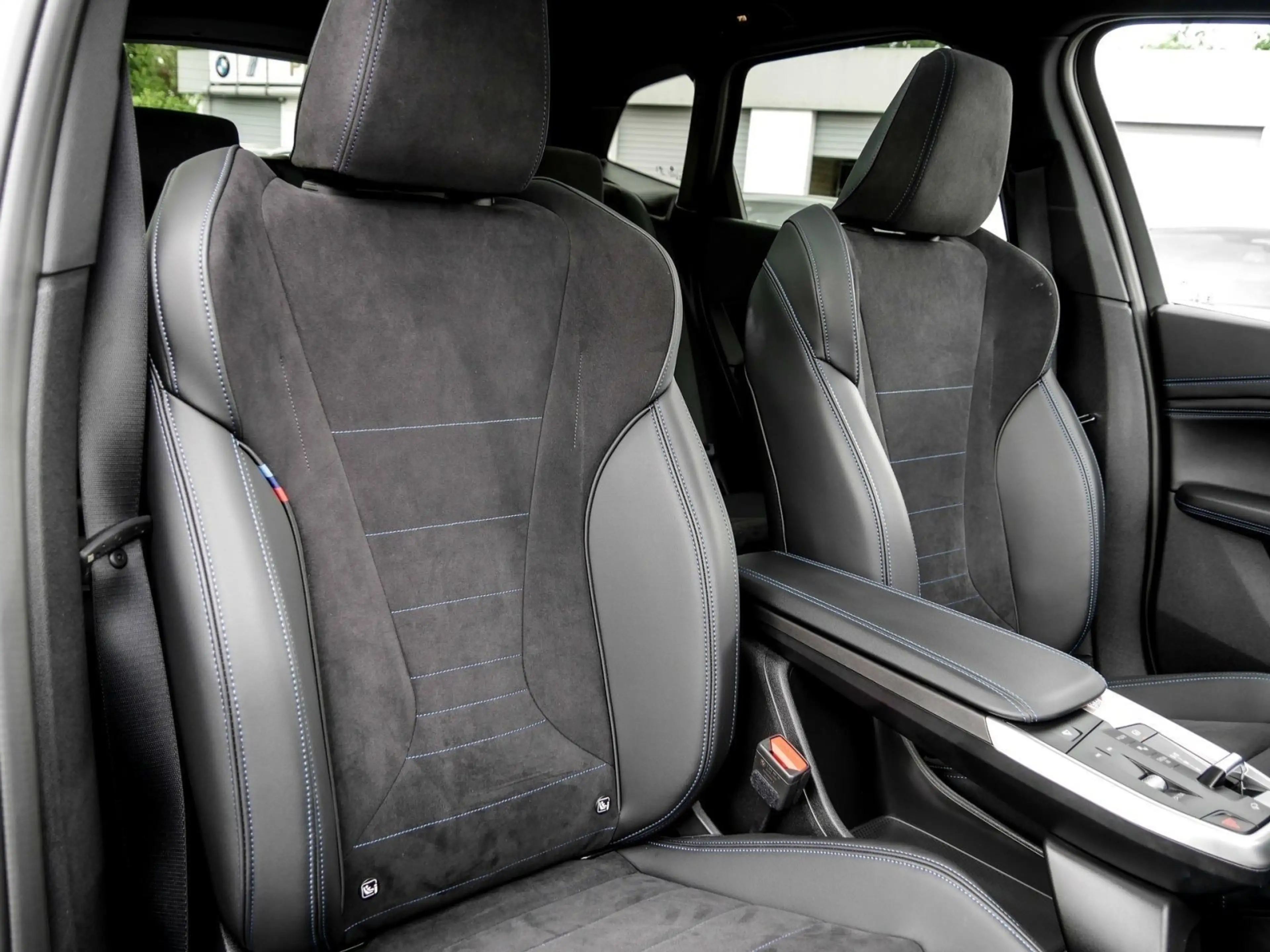 BMW 223 i M SPORT+AHK+PANO+HuD+DA PROF+360° — photo 6