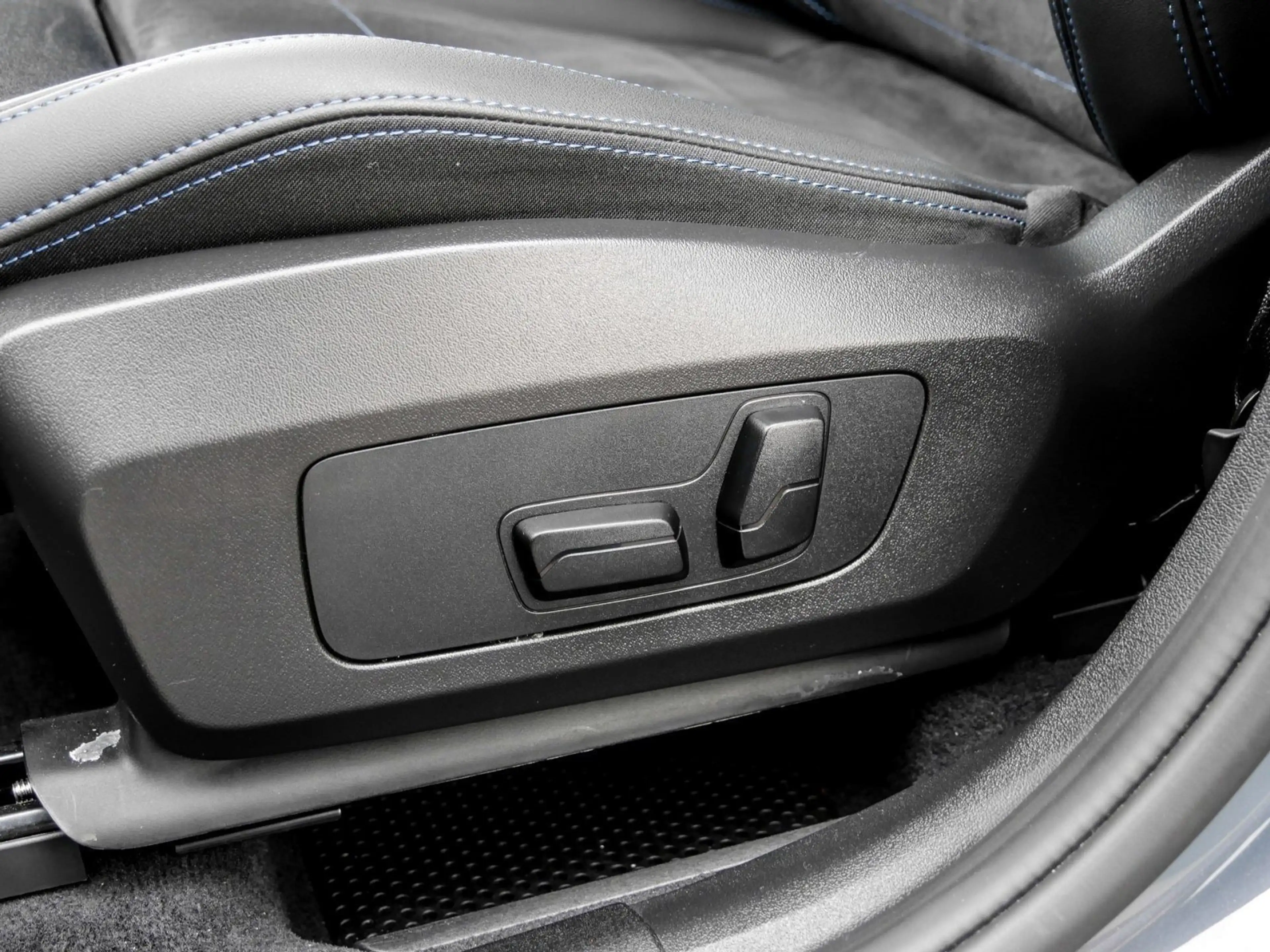 BMW 223 i M SPORT+AHK+PANO+HuD+DA PROF+360° — photo 14