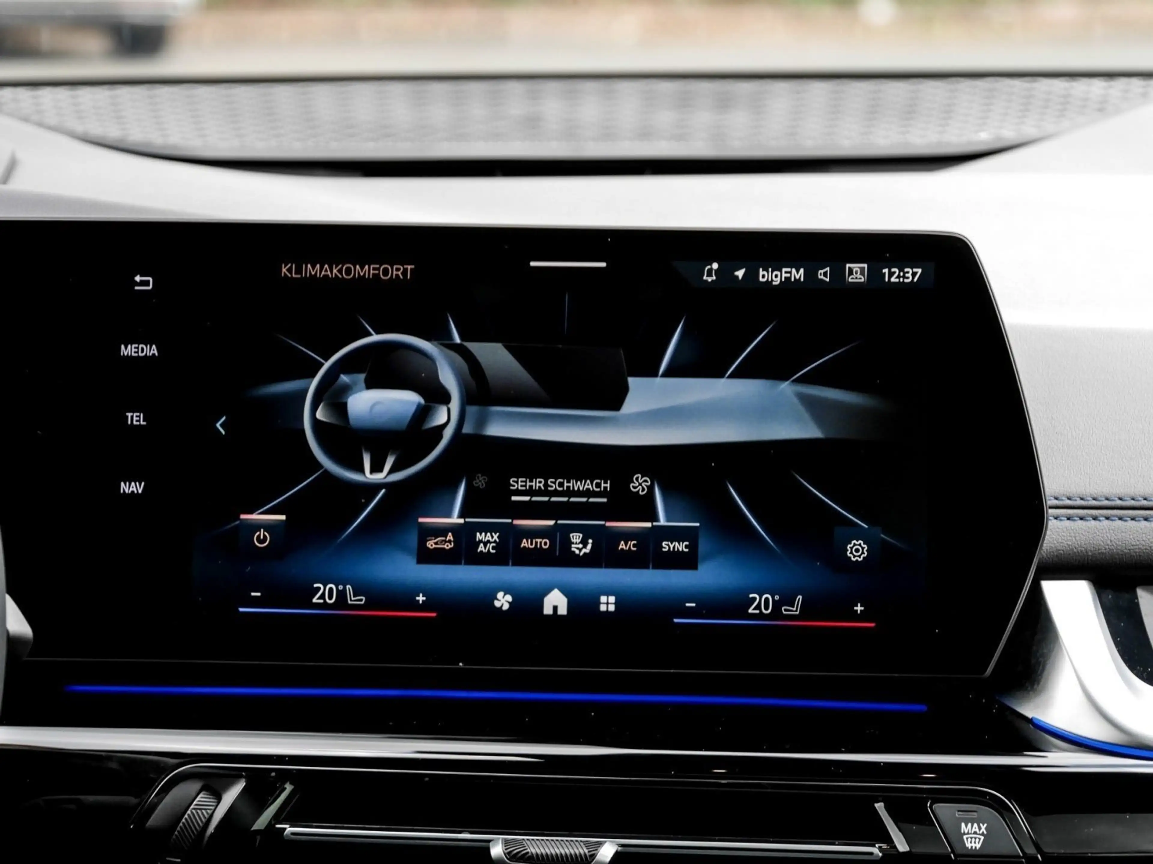 BMW 223 i M SPORT+AHK+PANO+HuD+DA PROF+360° — photo 8
