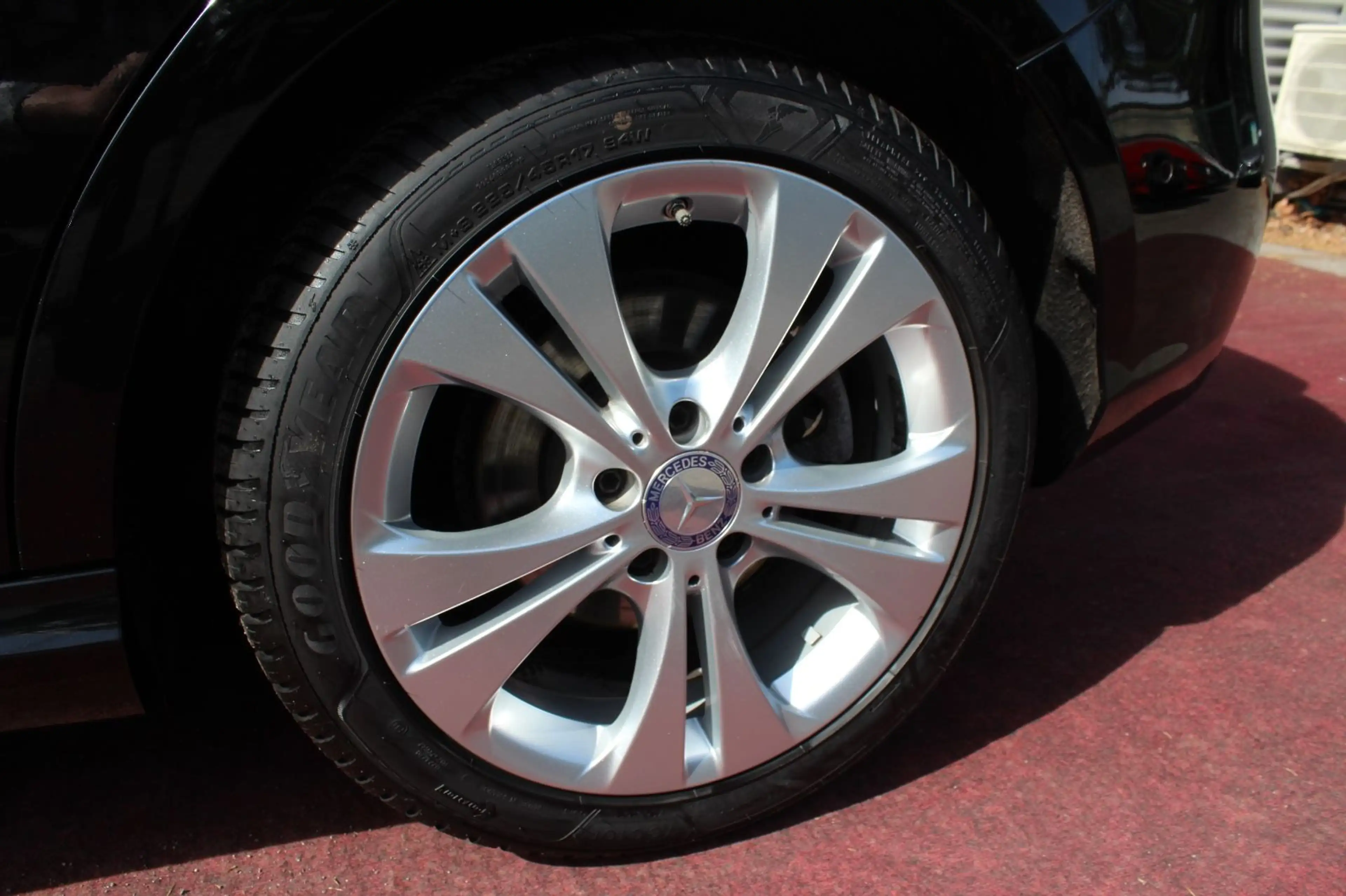 Mercedes-Benz B 180 URBAN KLIMA NAVI PDC 17.ZOLL ALU 2.Hd — photo 3
