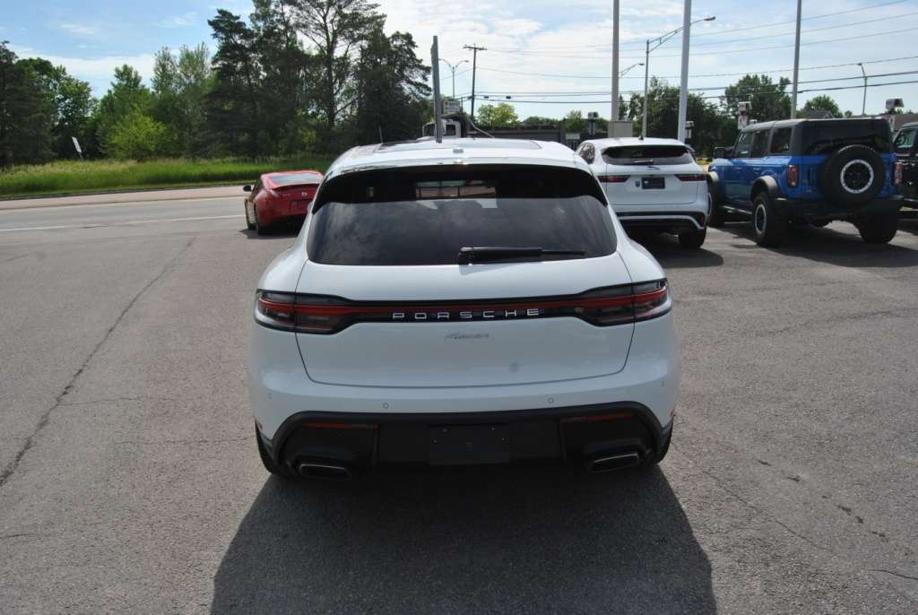 2024 Porsche Macan