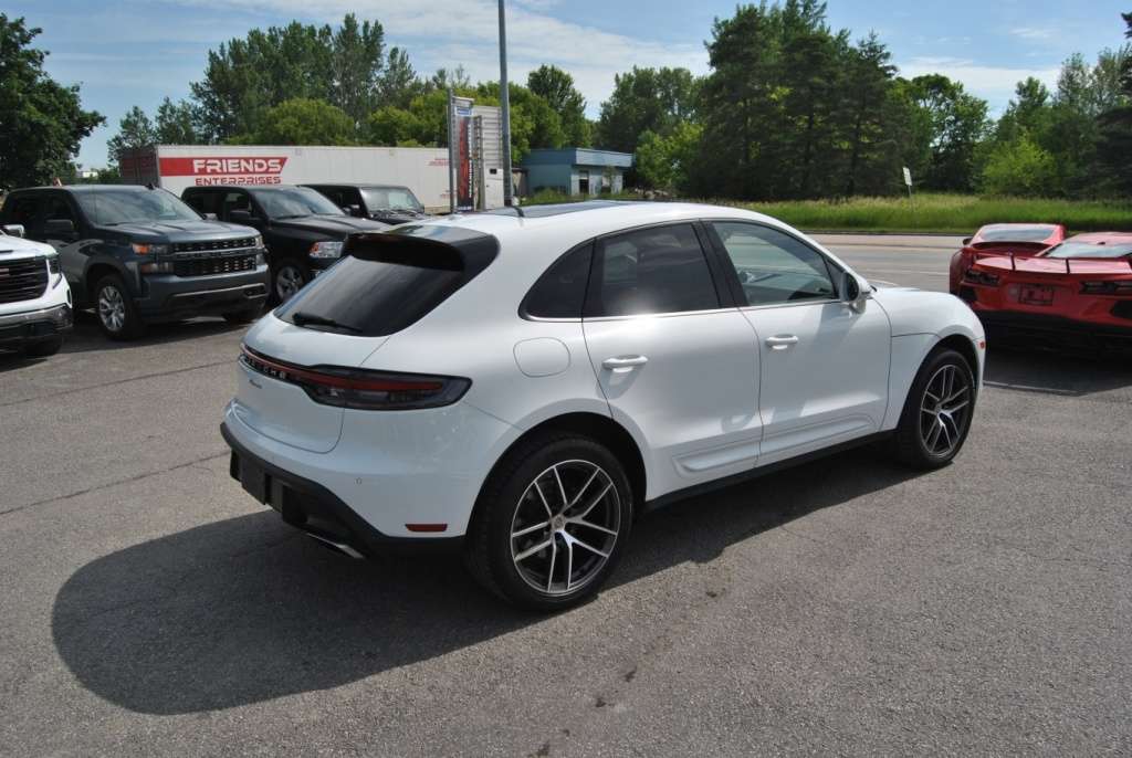 2024 Porsche Macan