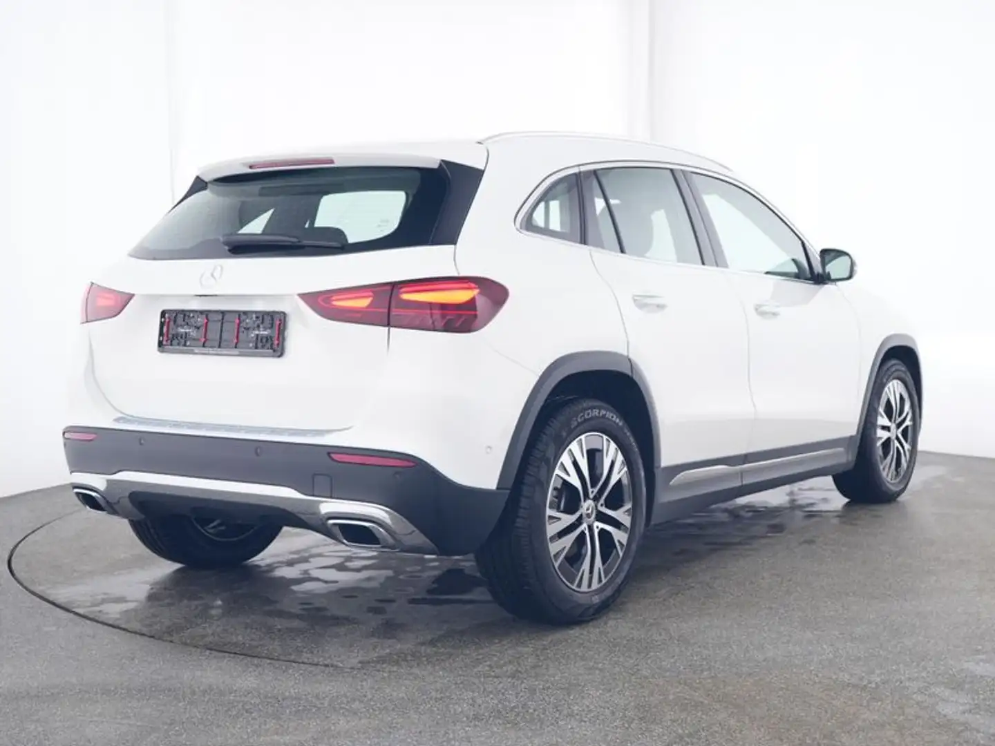 Mercedes-Benz GLA 180 Progressive/Advanced/LED/Lenkradheizung/ Weiß - 2