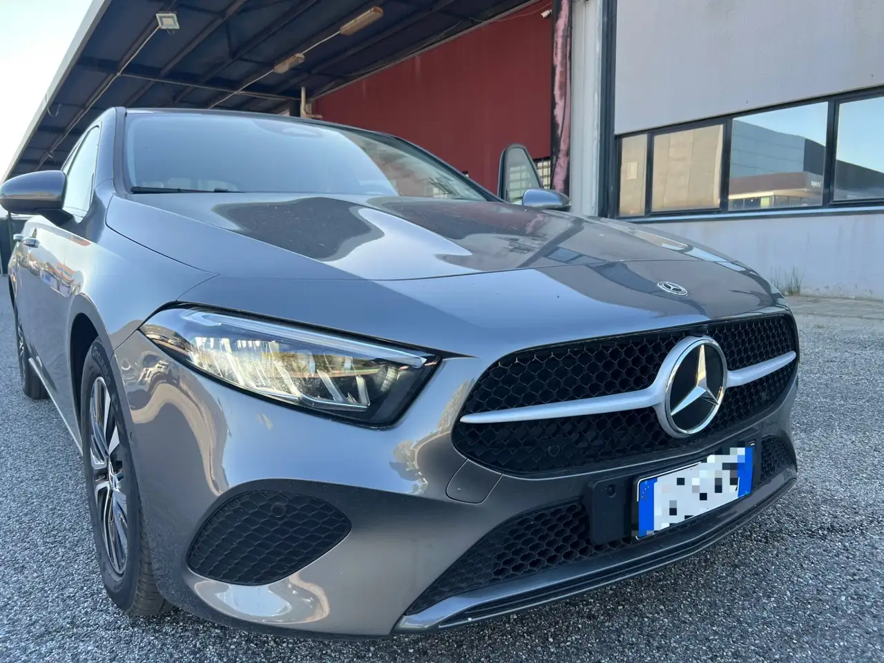 Mercedes-Benz A 180