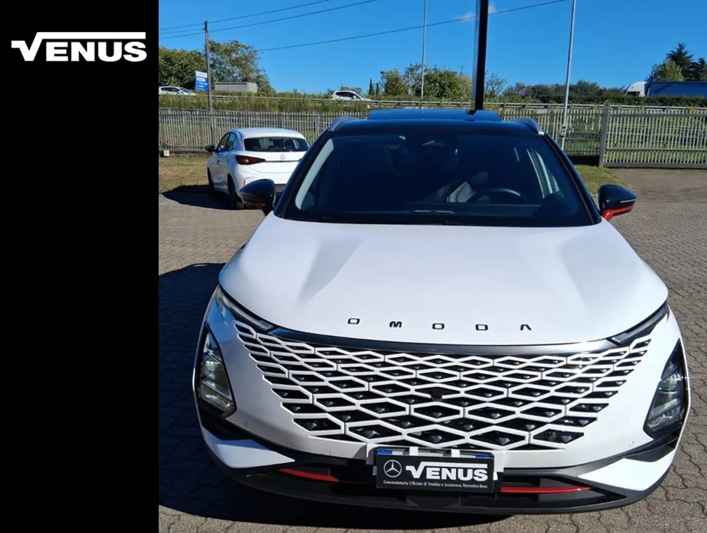 Omoda 5 1.6 tgdi Premium 7dct Bianco - 1