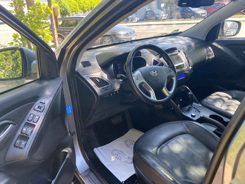 Hyundai iX35 2.0 Premium 4WD Automatik//Navi/Pano/Lpg — photo 9