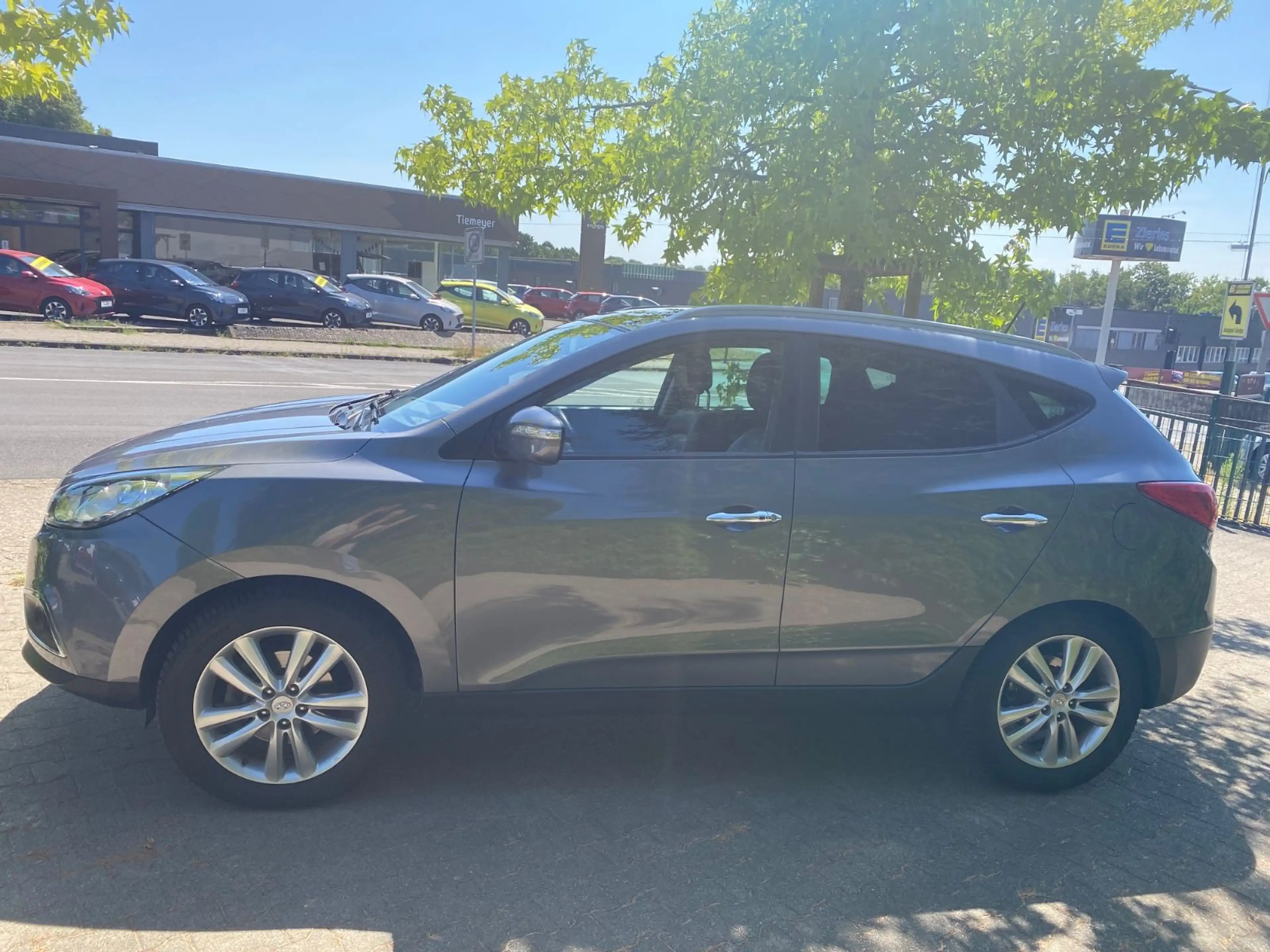 Hyundai iX35 2.0 Premium 4WD Automatik//Navi/Pano/Lpg — photo 5