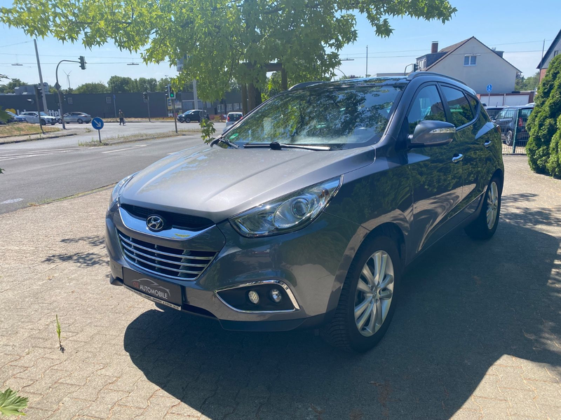 Hyundai iX35 2.0 Premium 4WD Automatik//Navi/Pano/Lpg — photo 2