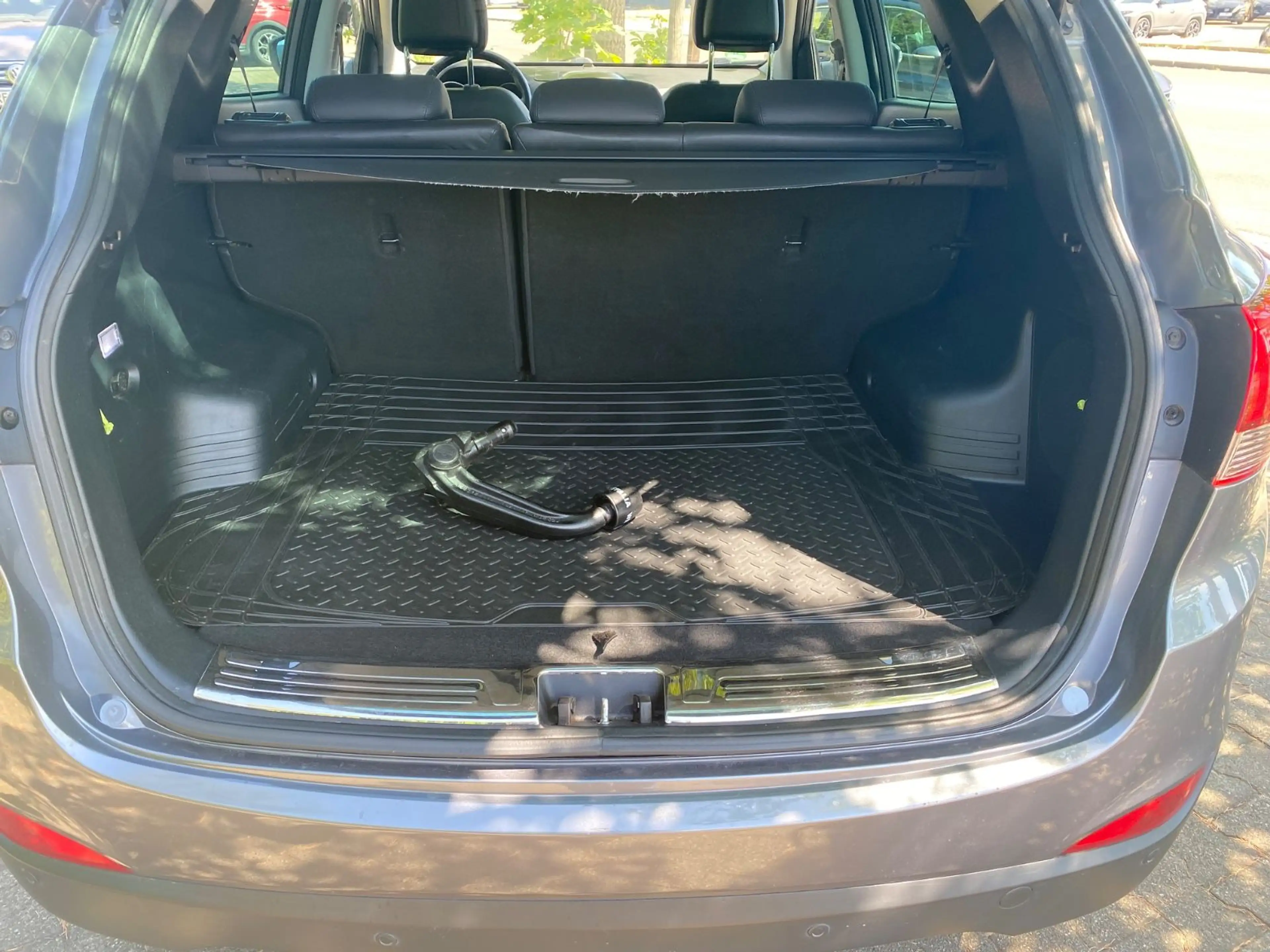 Hyundai iX35 2.0 Premium 4WD Automatik//Navi/Pano/Lpg — photo 15