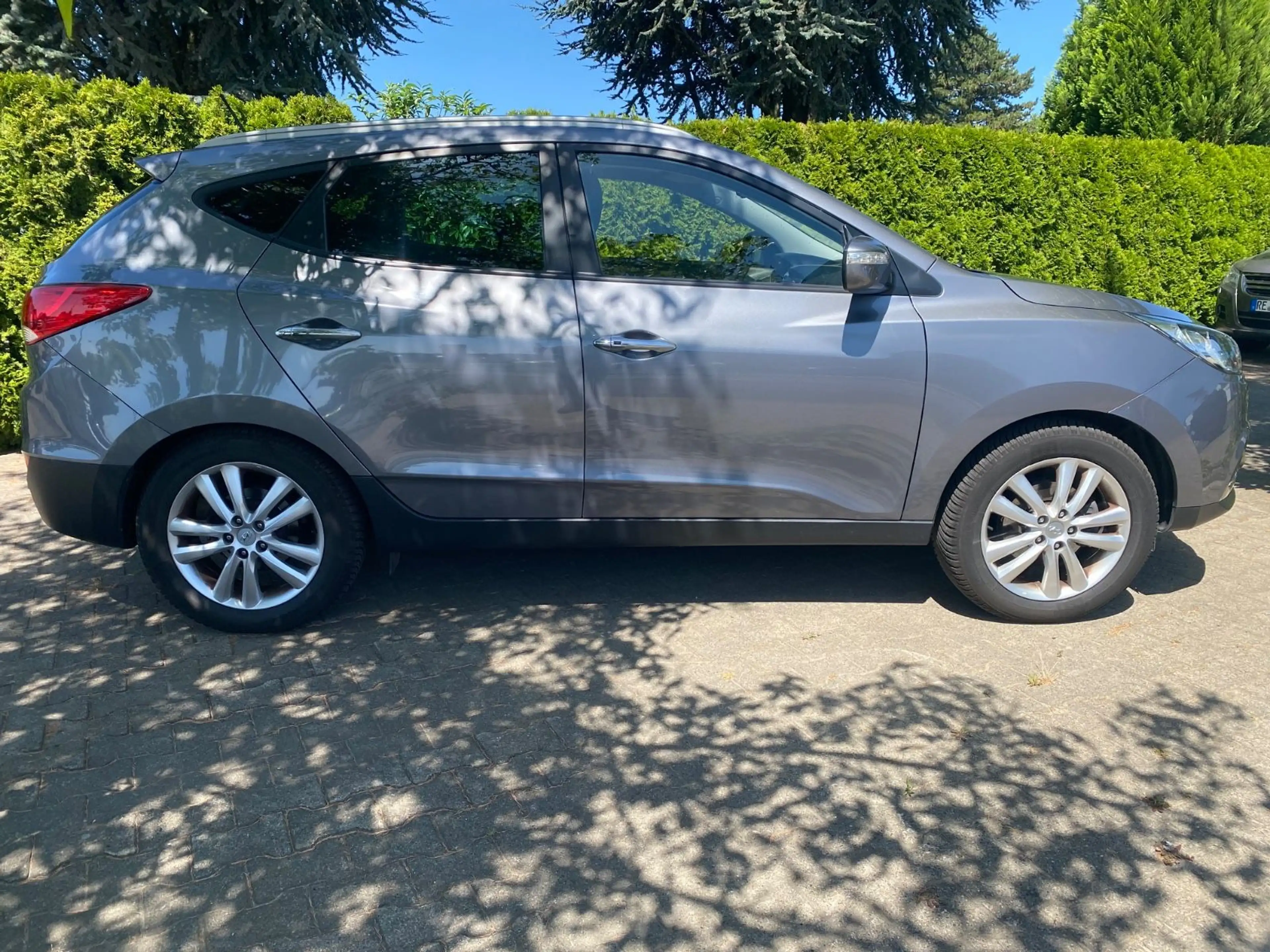 Hyundai iX35 2.0 Premium 4WD Automatik//Navi/Pano/Lpg — photo 6