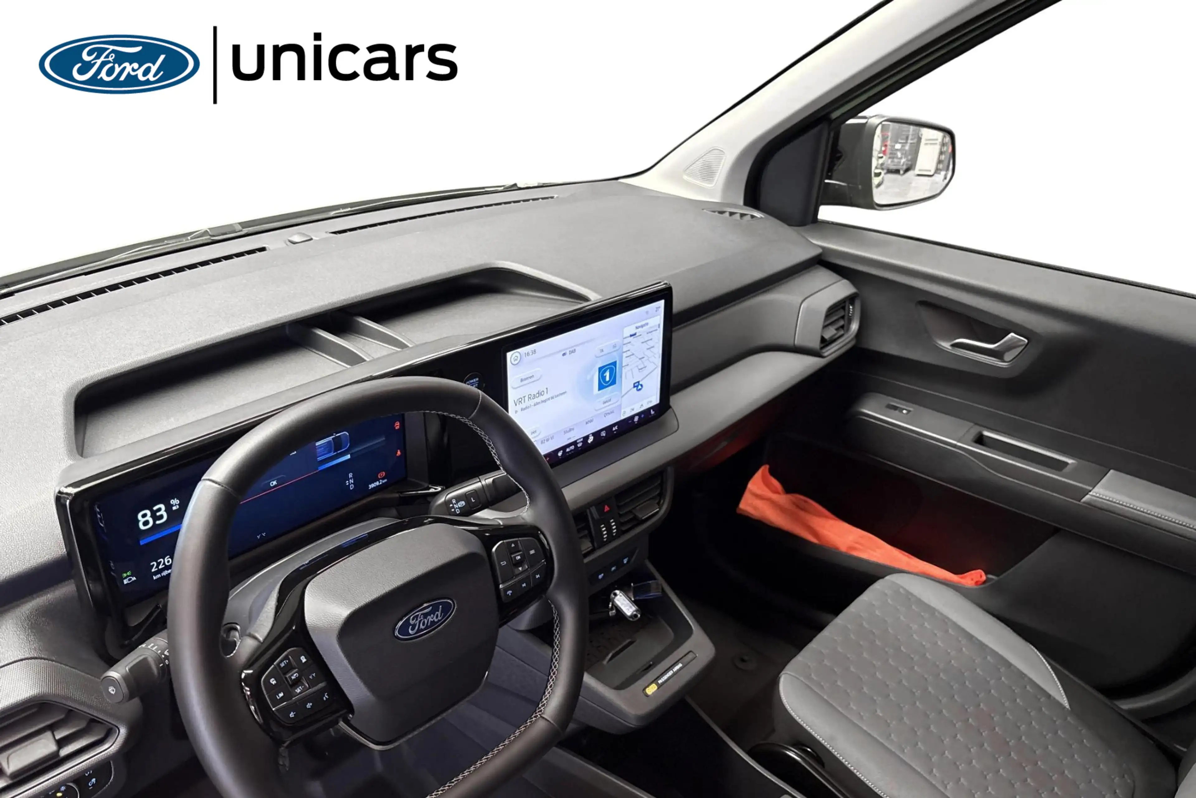 Ford Transit Courier 43kWh 100kW Limited — photo 12
