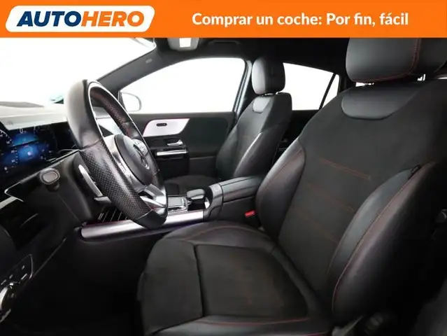 Mercedes-Benz Gla view 11