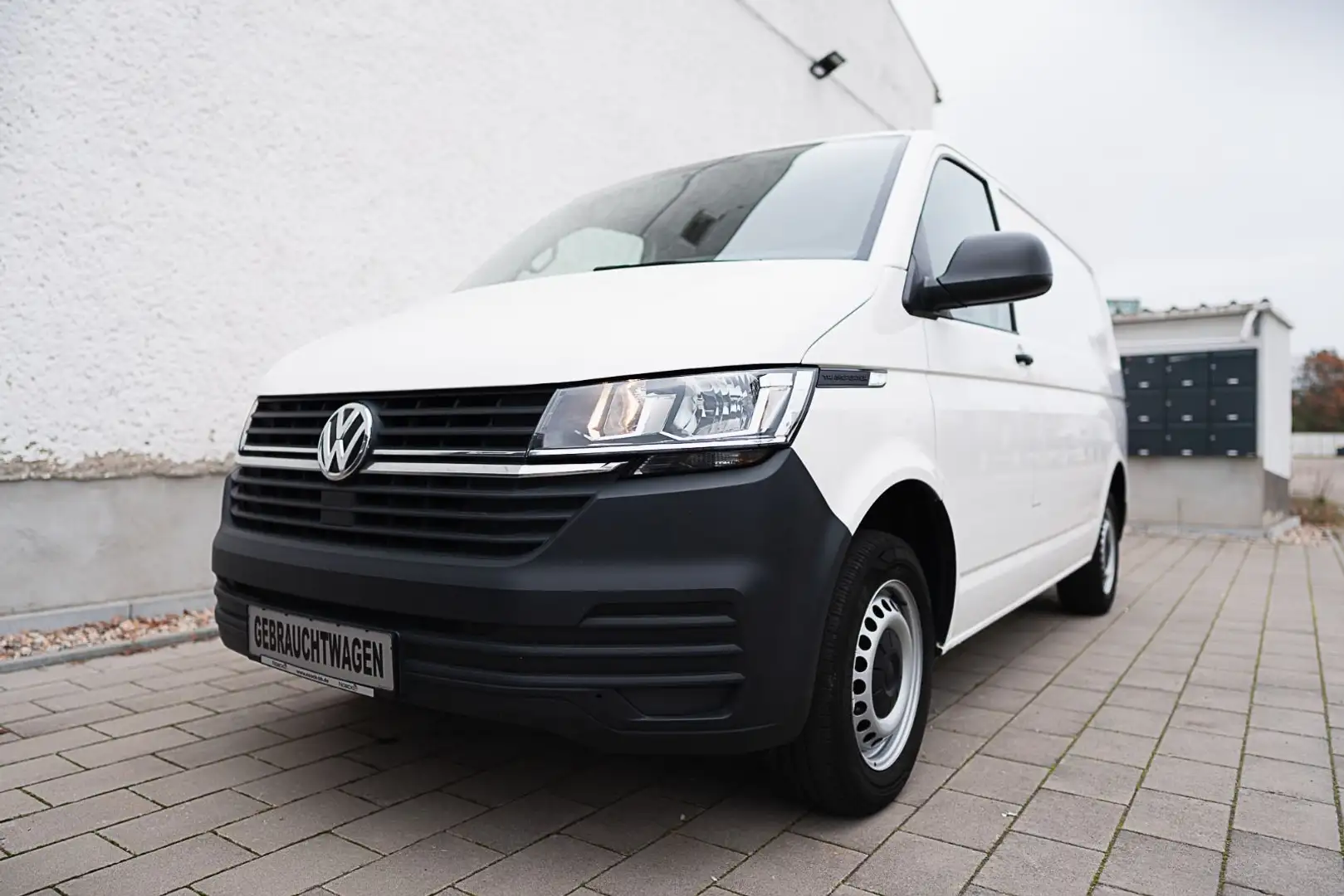 Volkswagen T6.1 Transporter 2.0 TDI Kasten FWD / Klima MwSt Weiß - 1