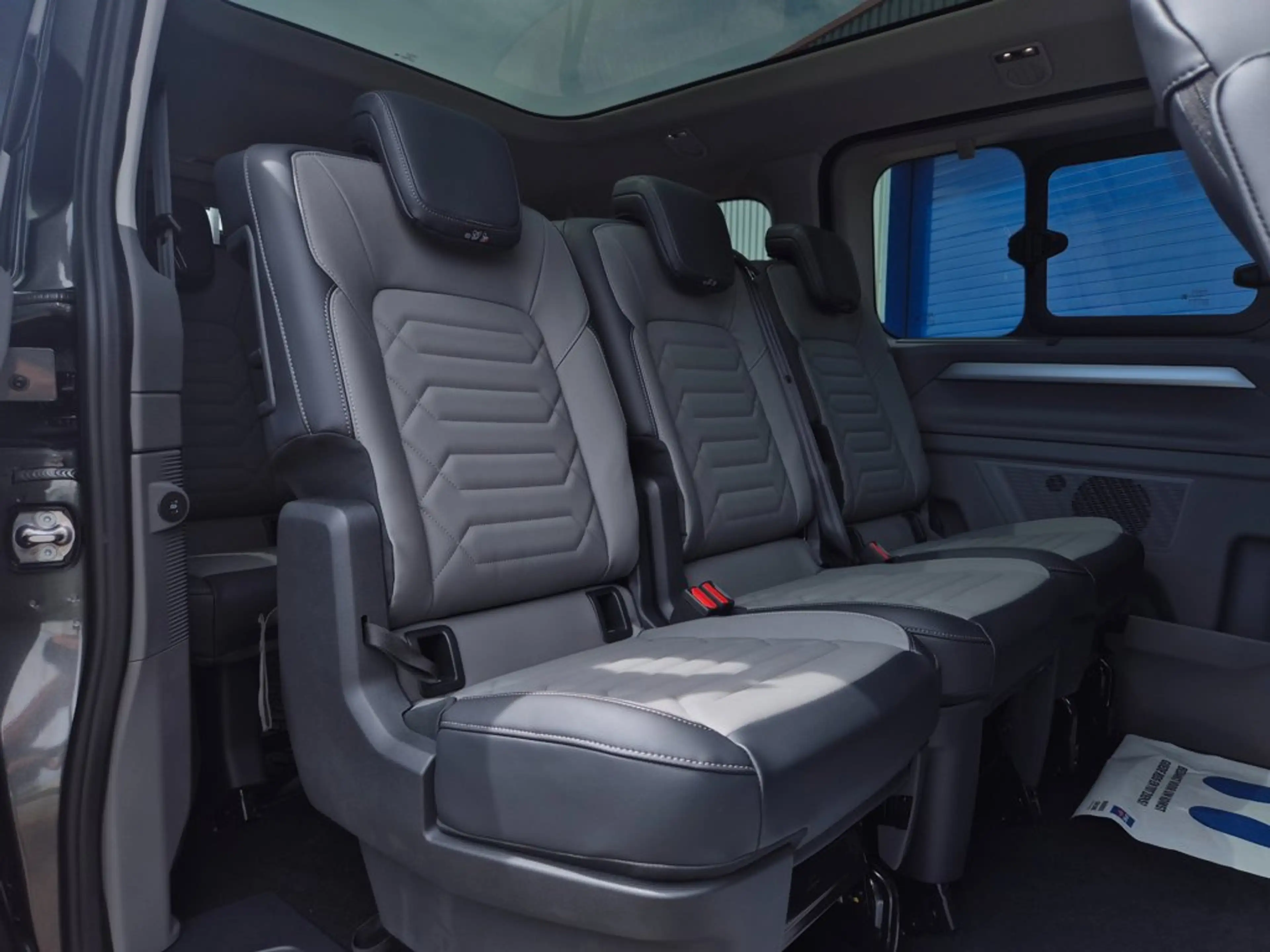 Volkswagen T7 Caravelle Transporter  full options pano, verlengd, leder — photo 9