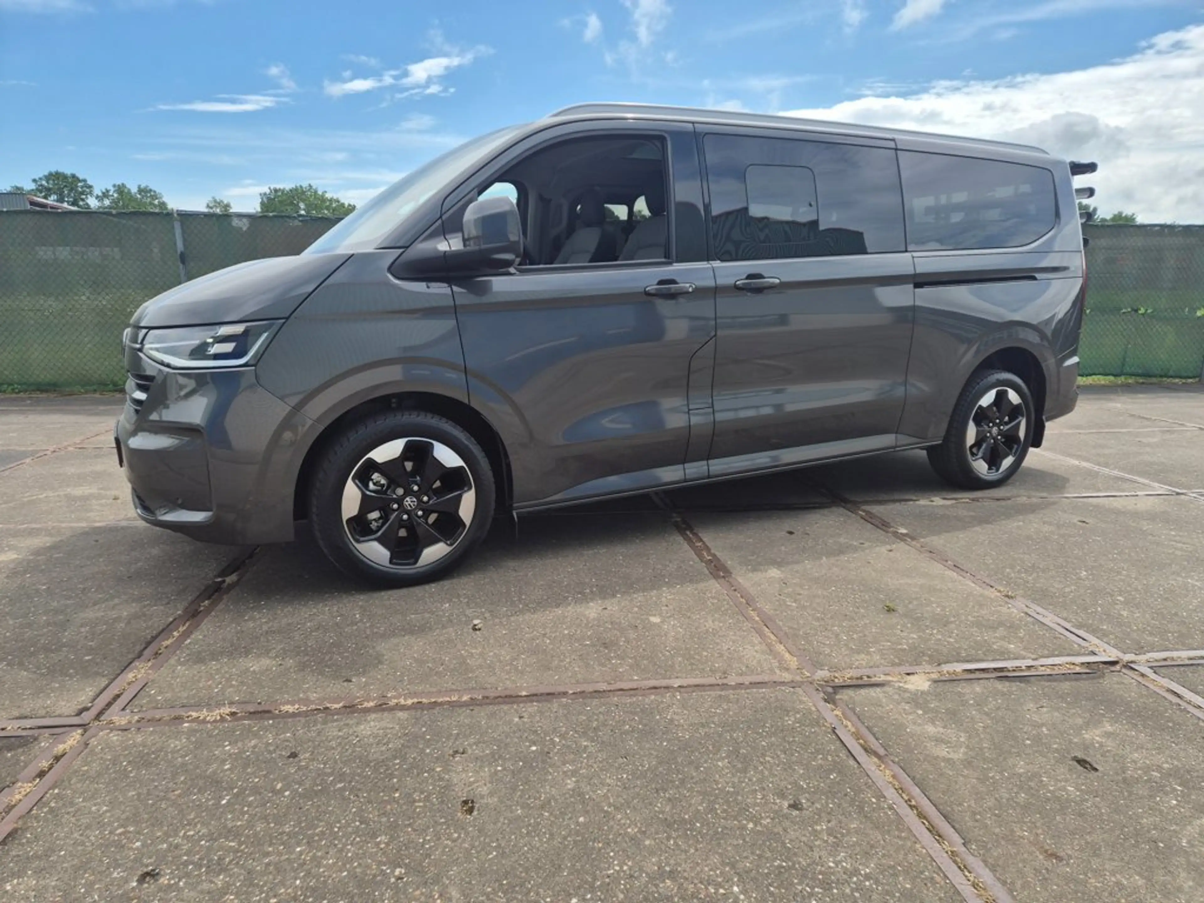 Volkswagen T7 Caravelle Transporter  full options pano, verlengd, leder — photo 4