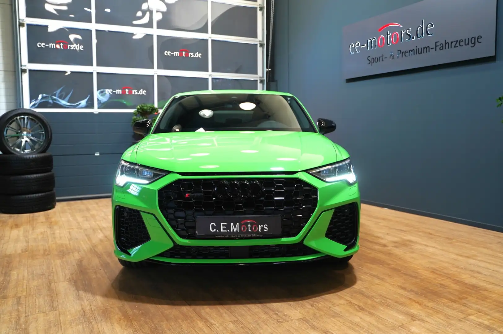 Audi RS Q3 RS Q3 Sportback 2.5TFSI 280 km/h*Sonos*AHK*Leder Zöld - 2