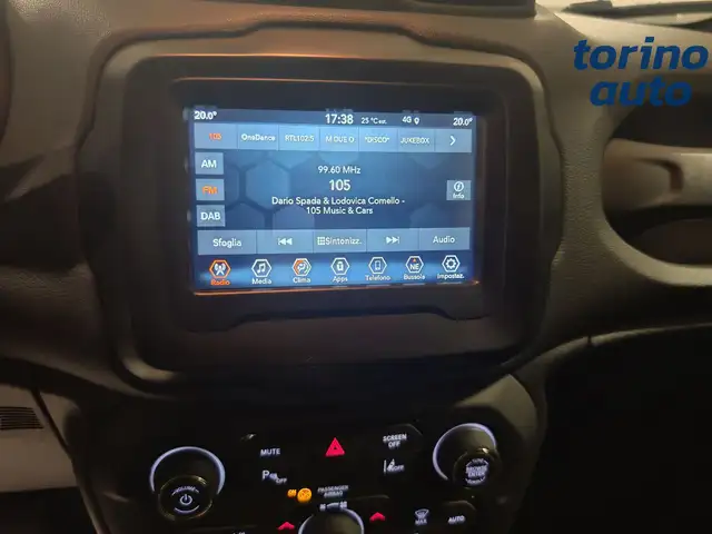 Jeep Renegade view 15