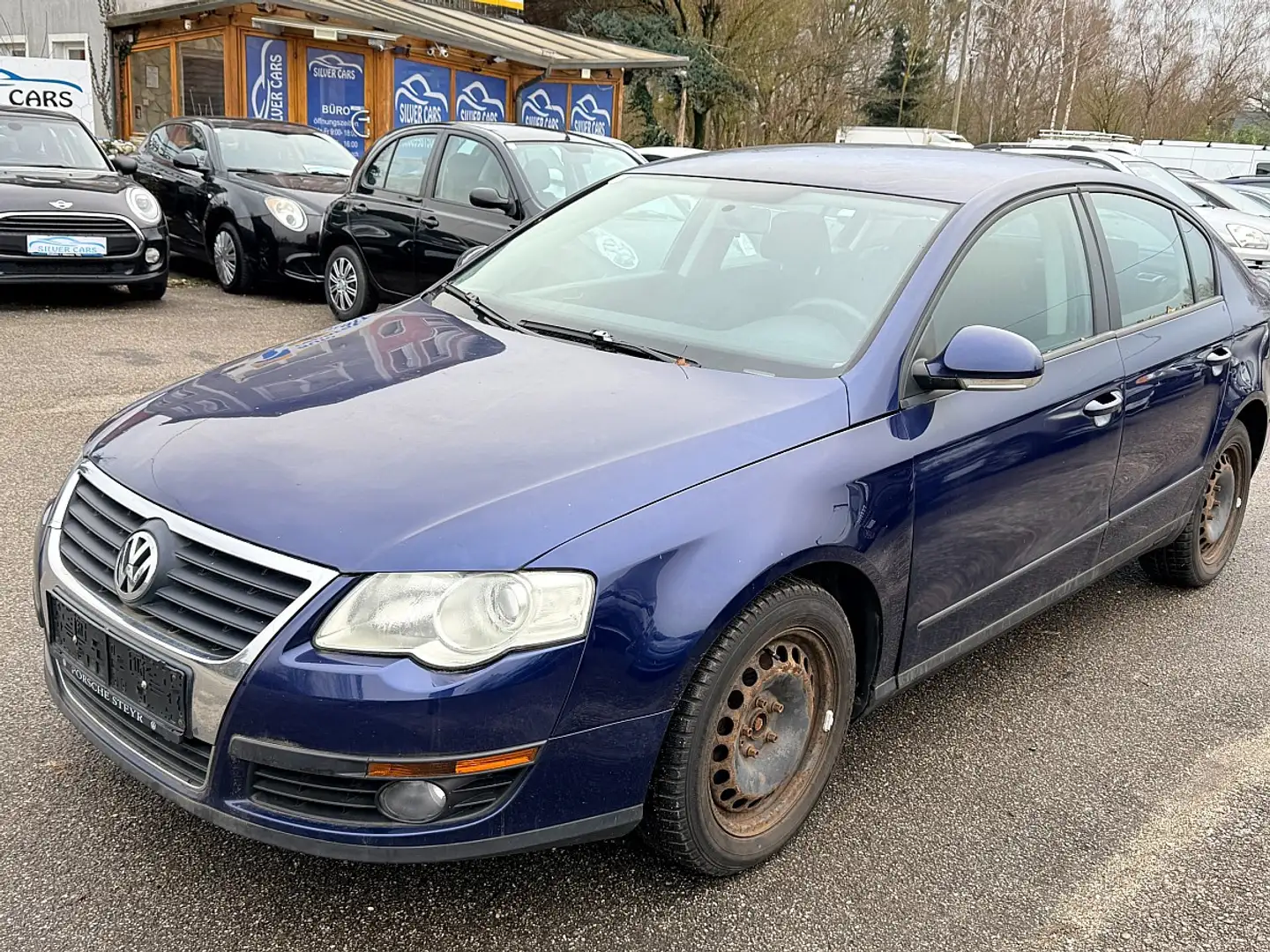 Volkswagen Passat Trendline 1,8 TSI Blau - 1