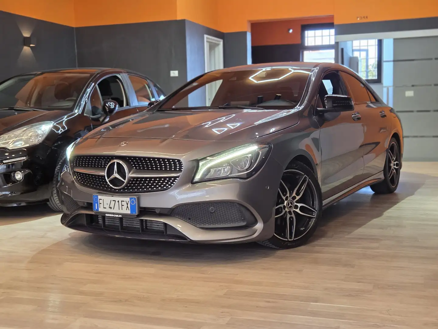 Mercedes-Benz CLA 200 business - 1