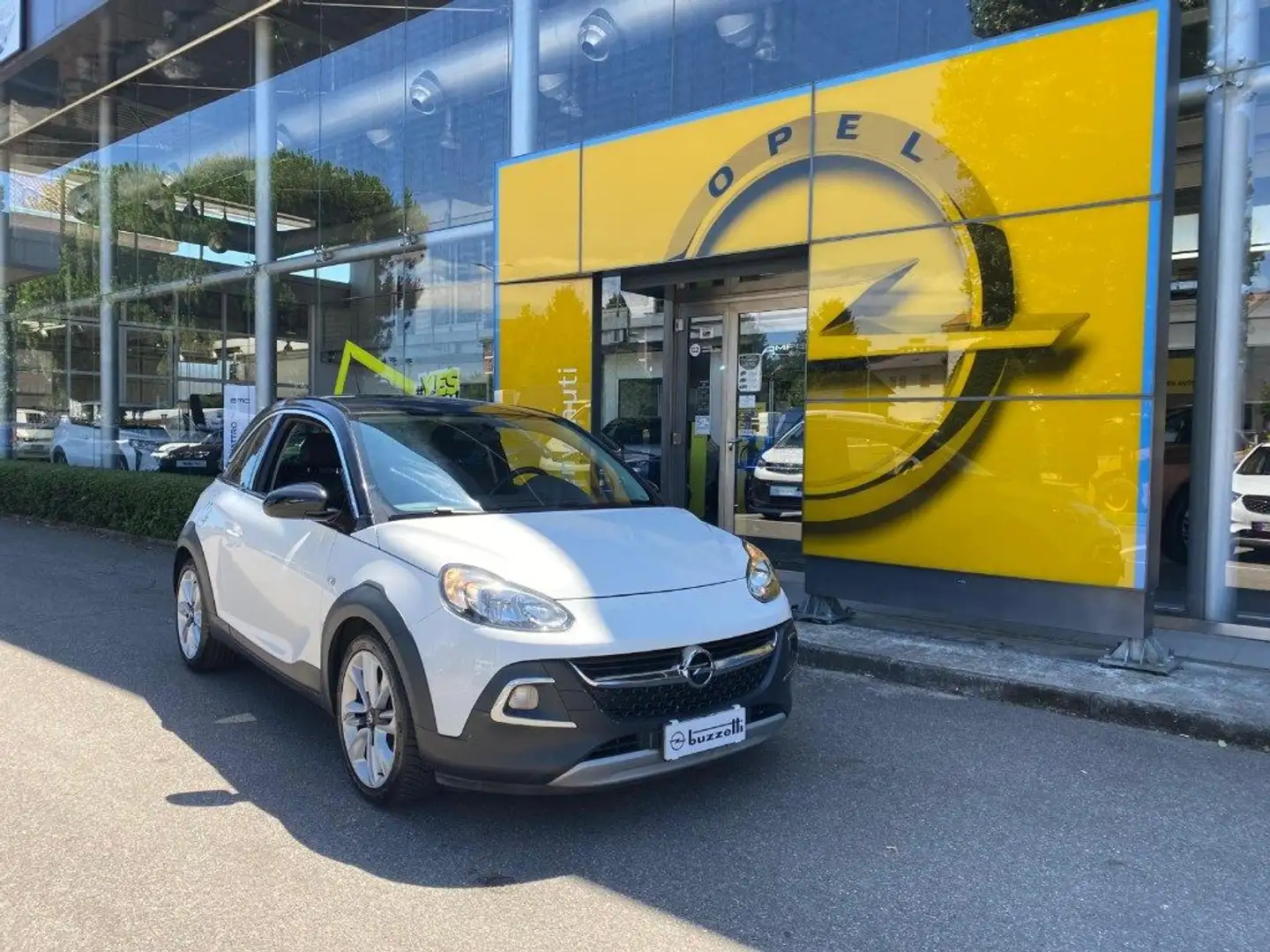 Opel Adam Rocks 1.4 87 CV Bianco - 1