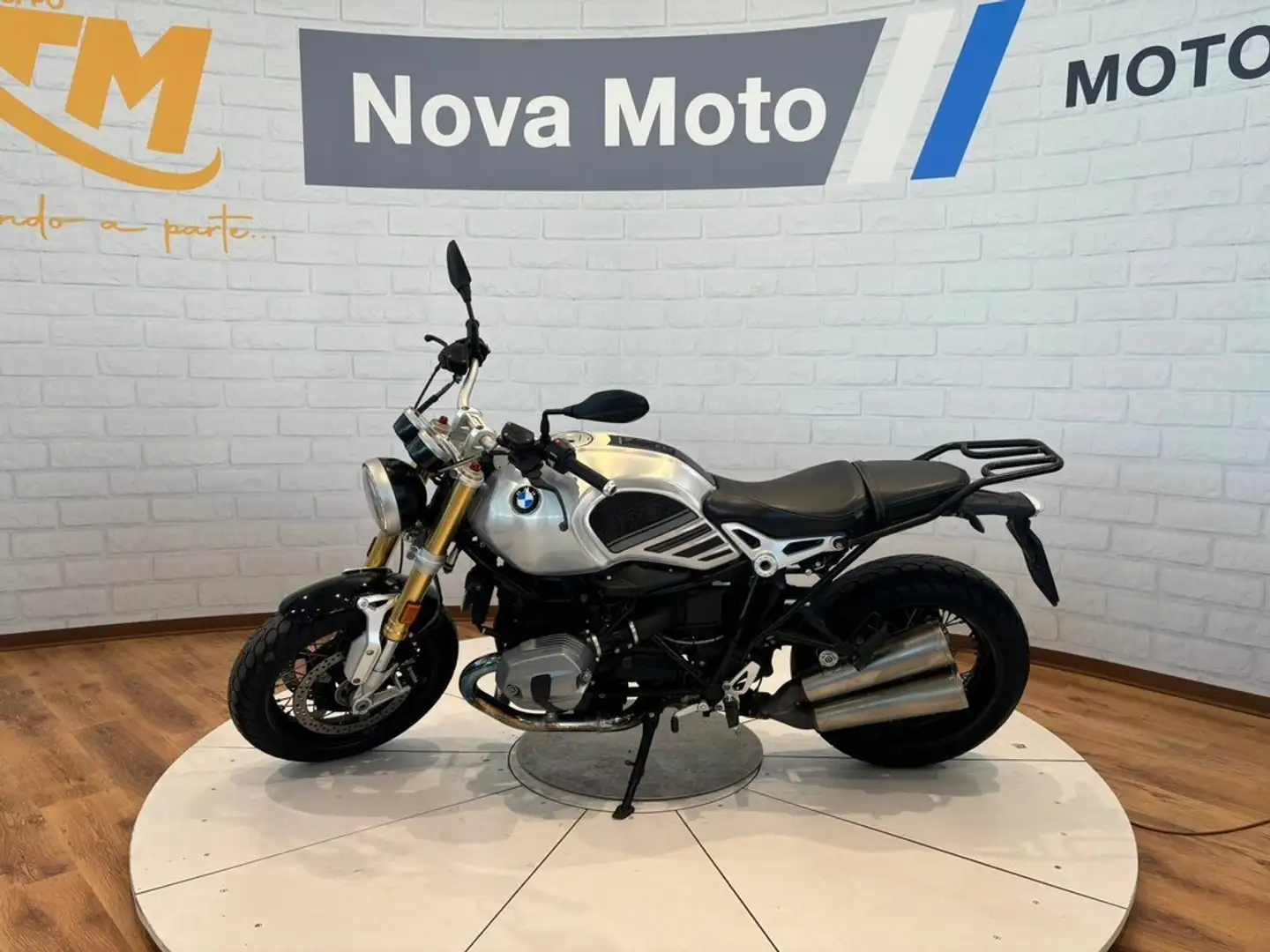BMW R nineT Grey - 1