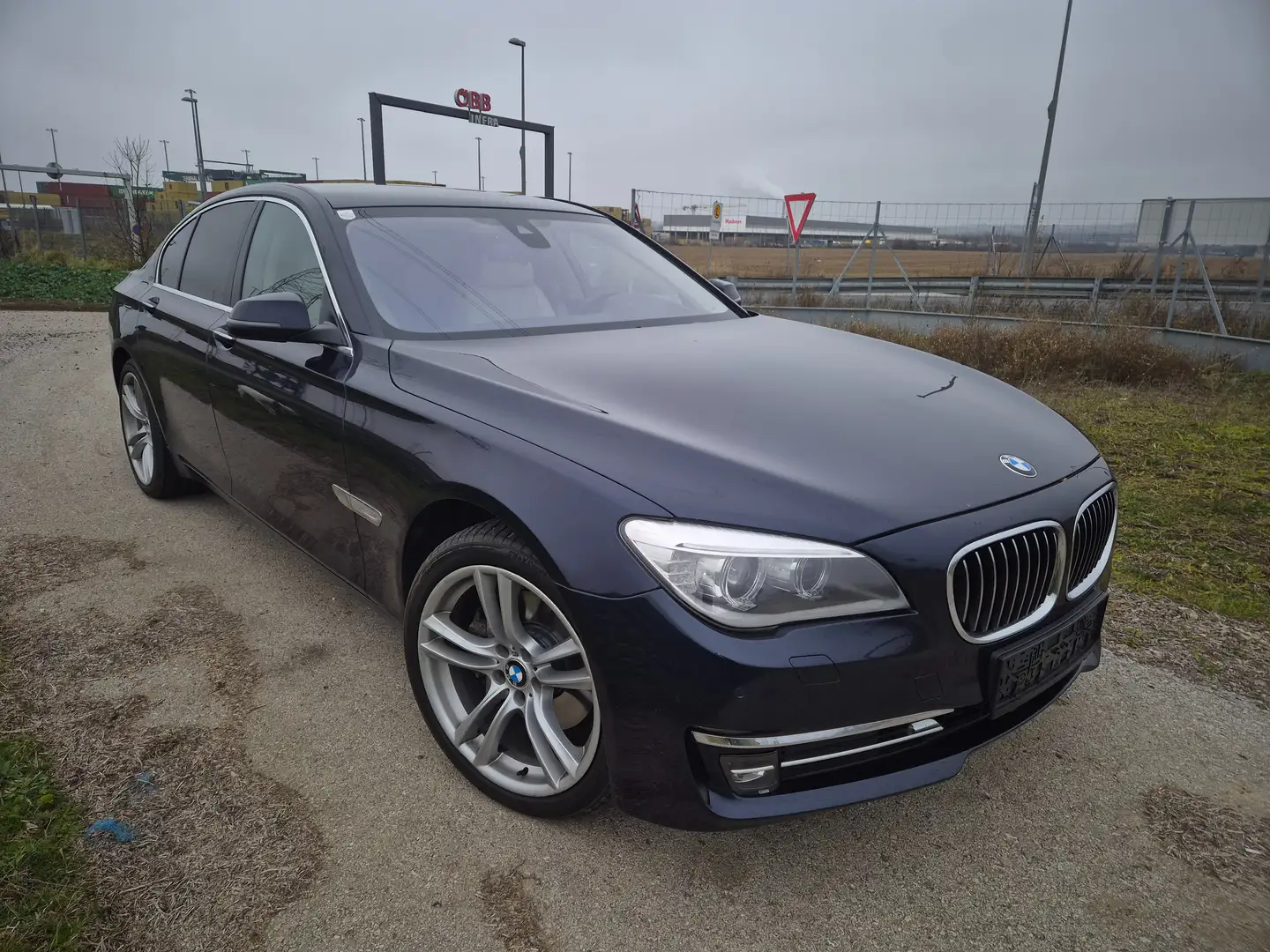 BMW 730 730d xDrive Österreich-Paket Aut. Ö.Paket Blau - 2