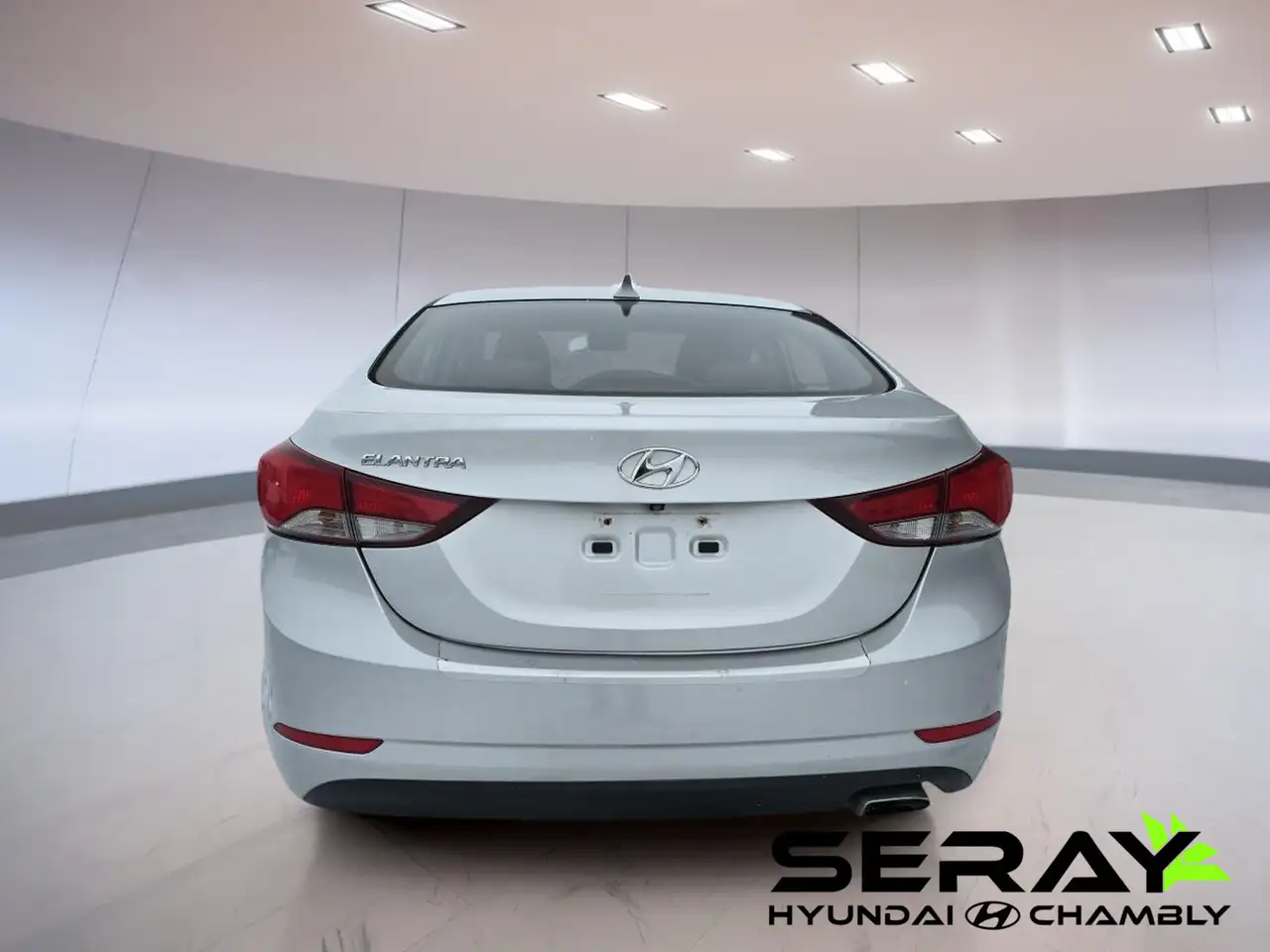 Hyundai ELANTRA снимка Hyundai ELANTRA