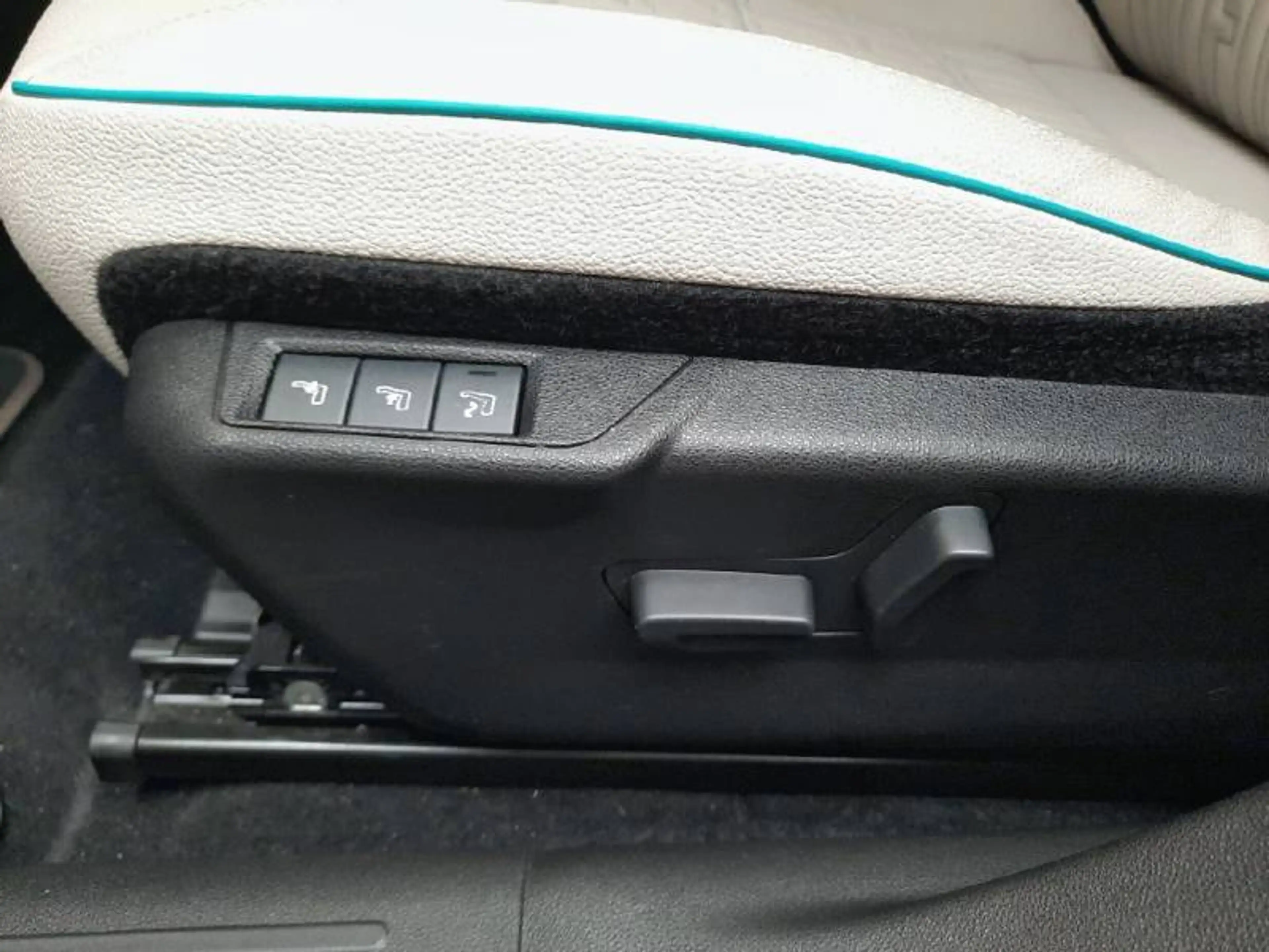 Fiat 600 1 1.2 Hybrid 110cv DCT La Prima — photo 13