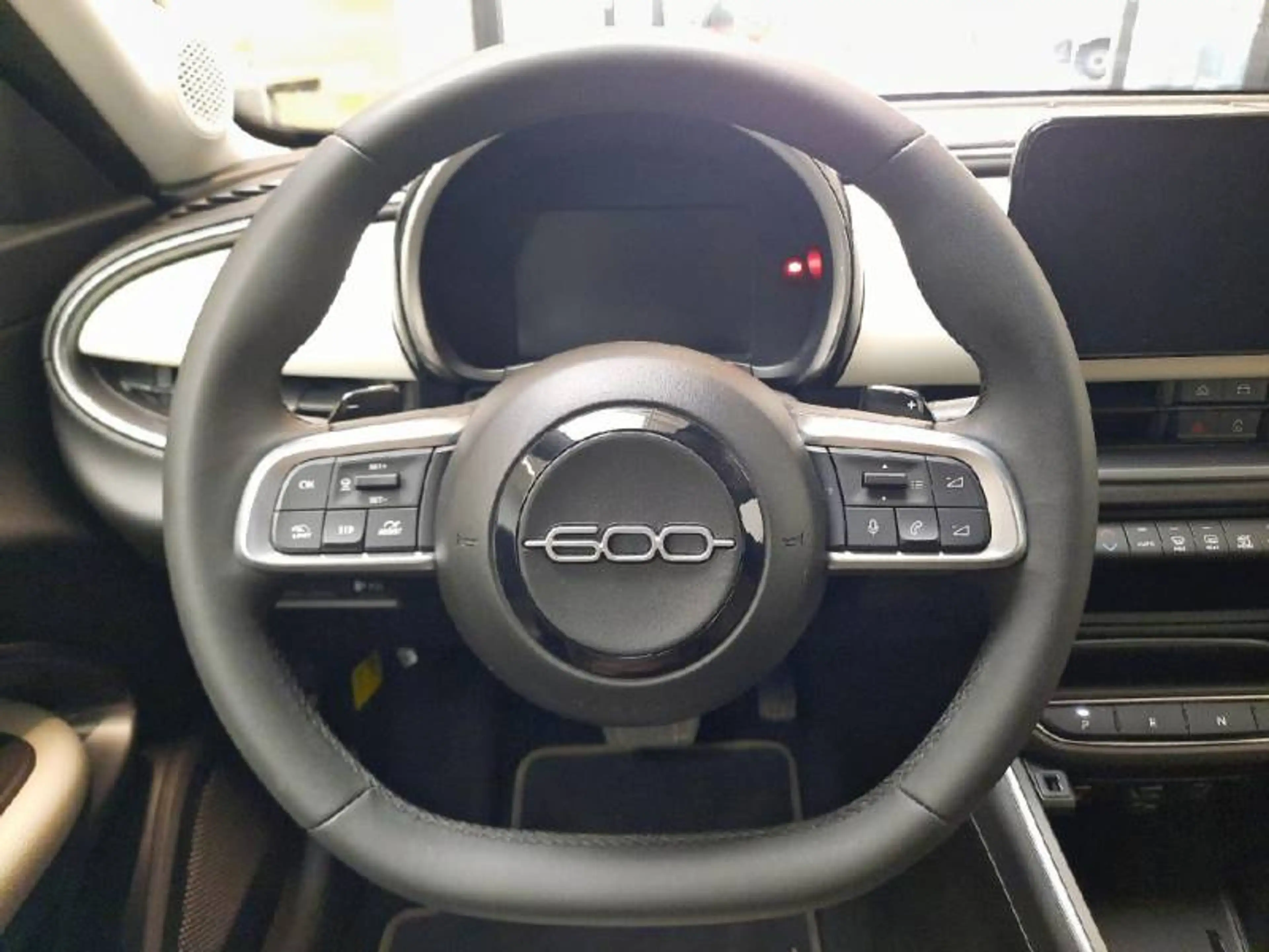 Fiat 600 1 1.2 Hybrid 110cv DCT La Prima — photo 15