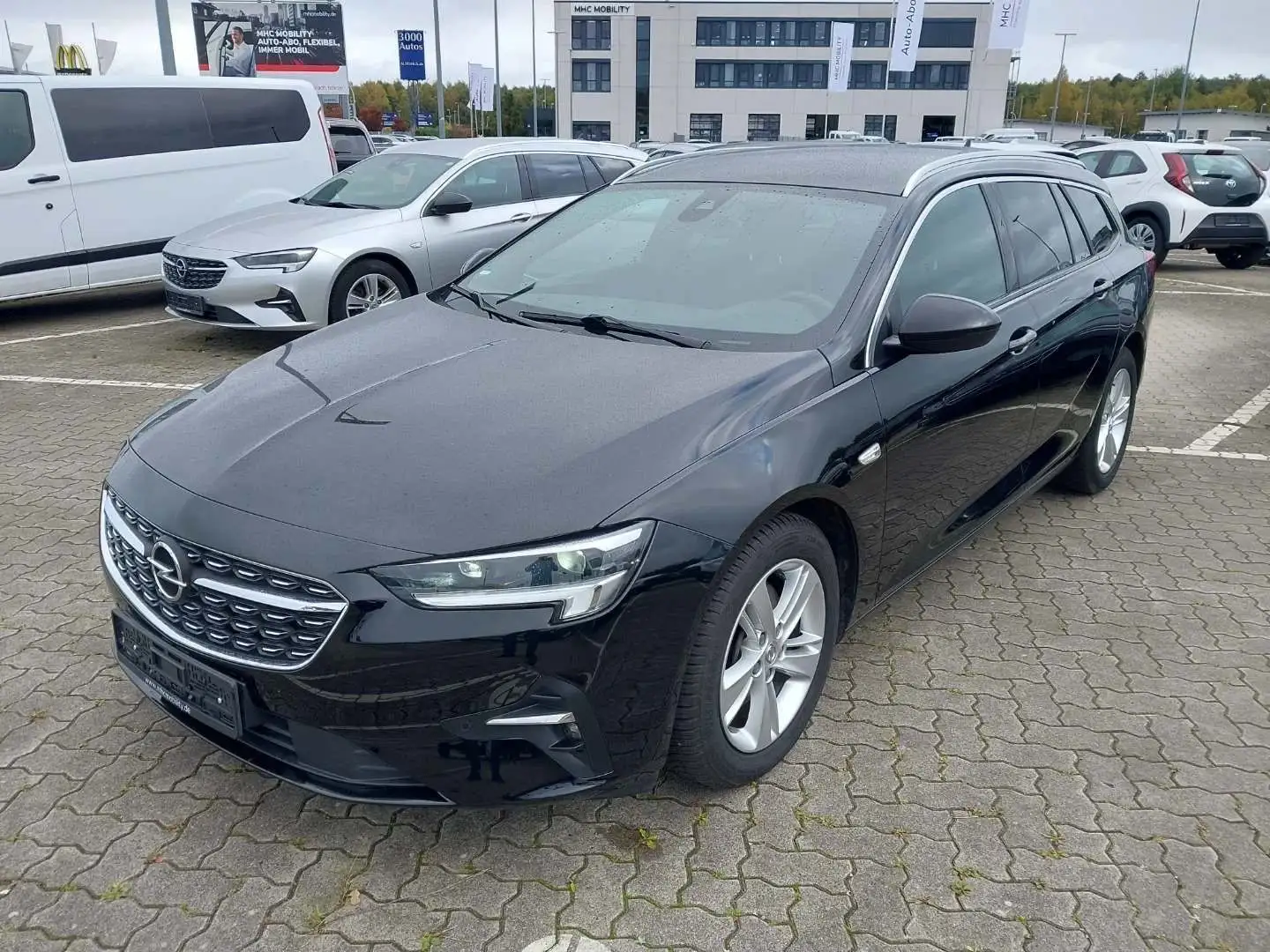 Opel Insignia B Sports Tourer Business AUTOMATIK*LED Noir - 1