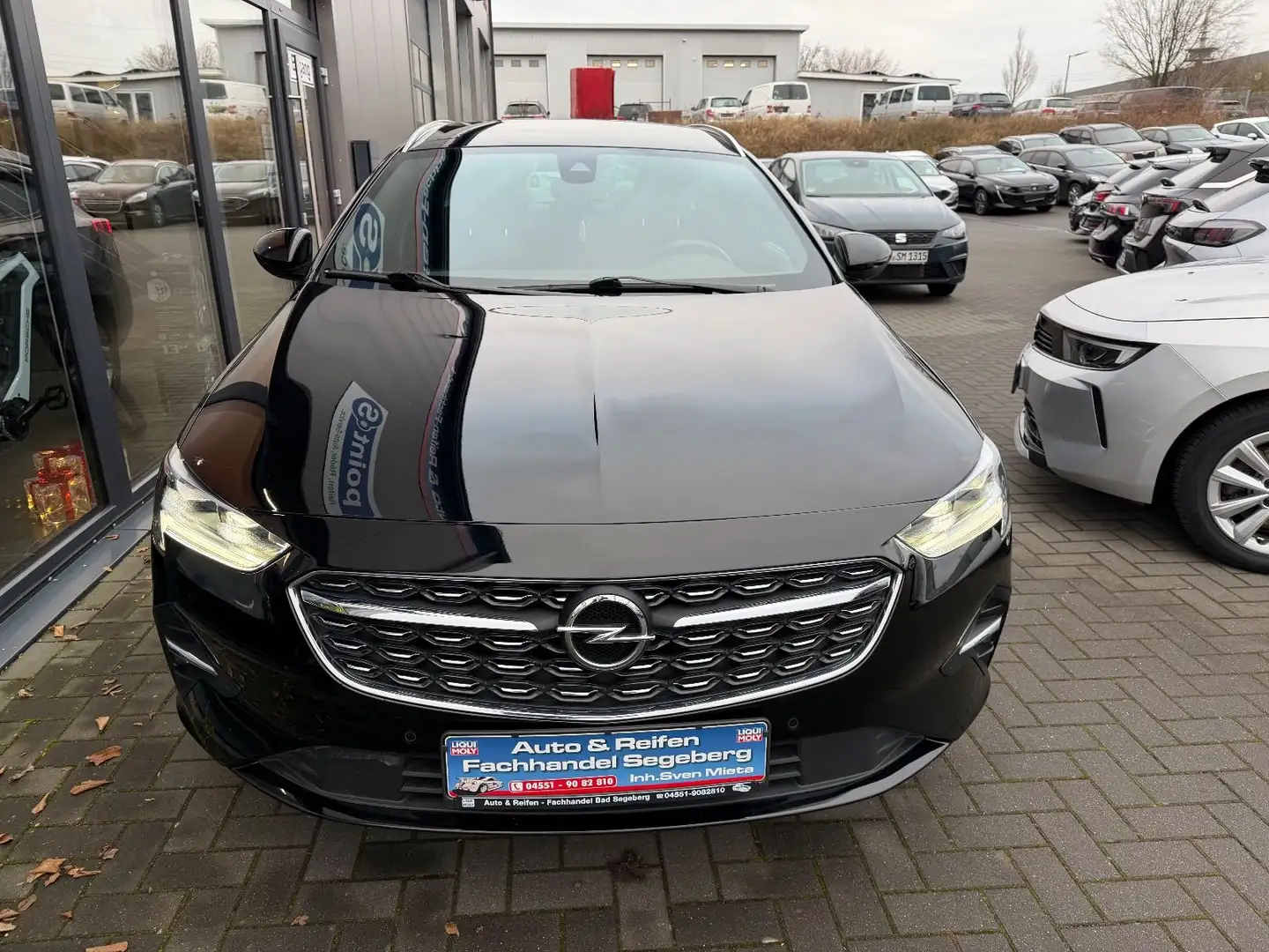 Opel Insignia B Sports Tourer Business AUTOMATIK*LED Schwarz - 2