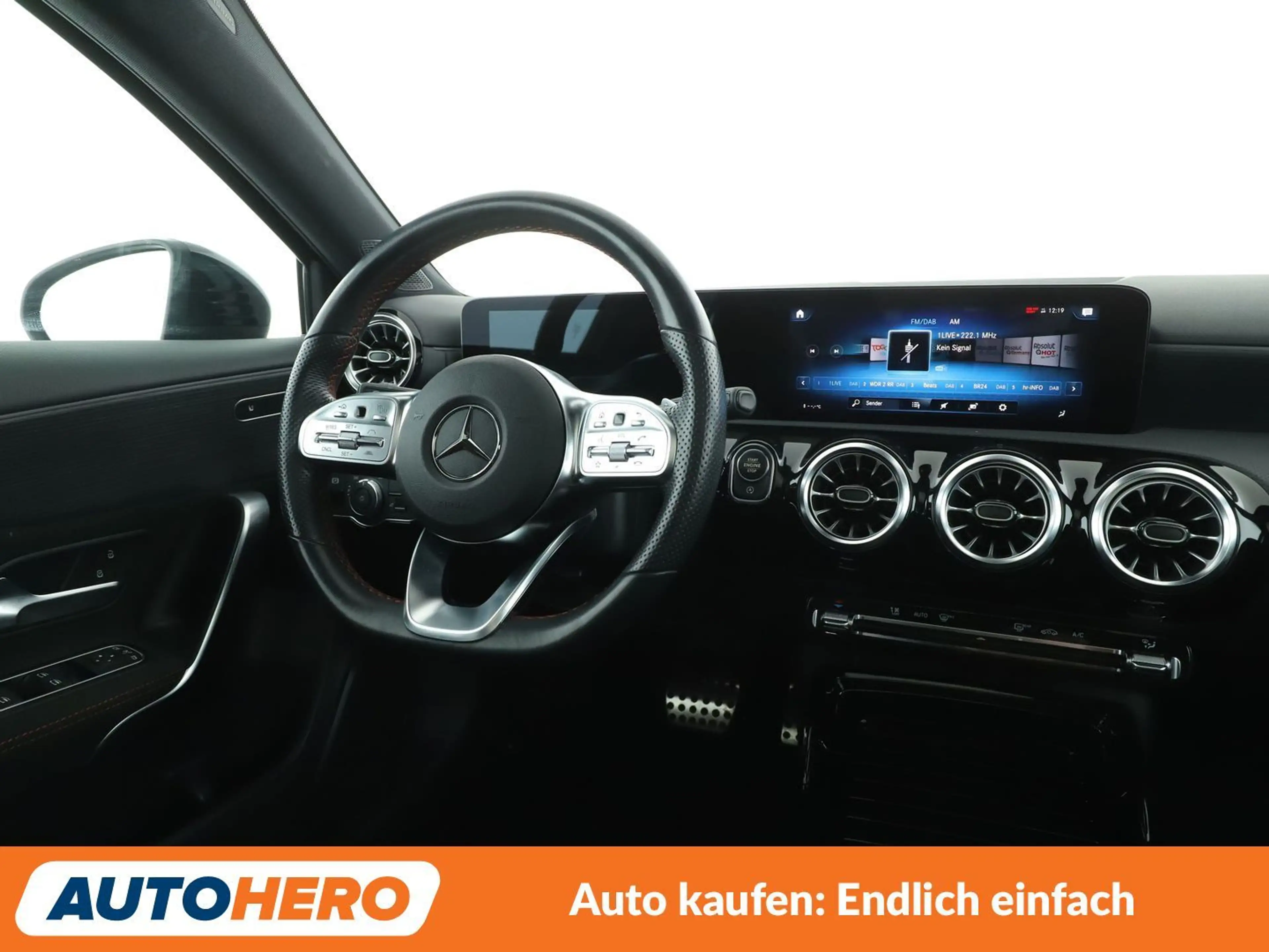 Mercedes-Benz A 35 AMG 4Matic Aut.*LED*NAVI*ACC*CAM*PDC*SHZ*KLIMA* — photo 13
