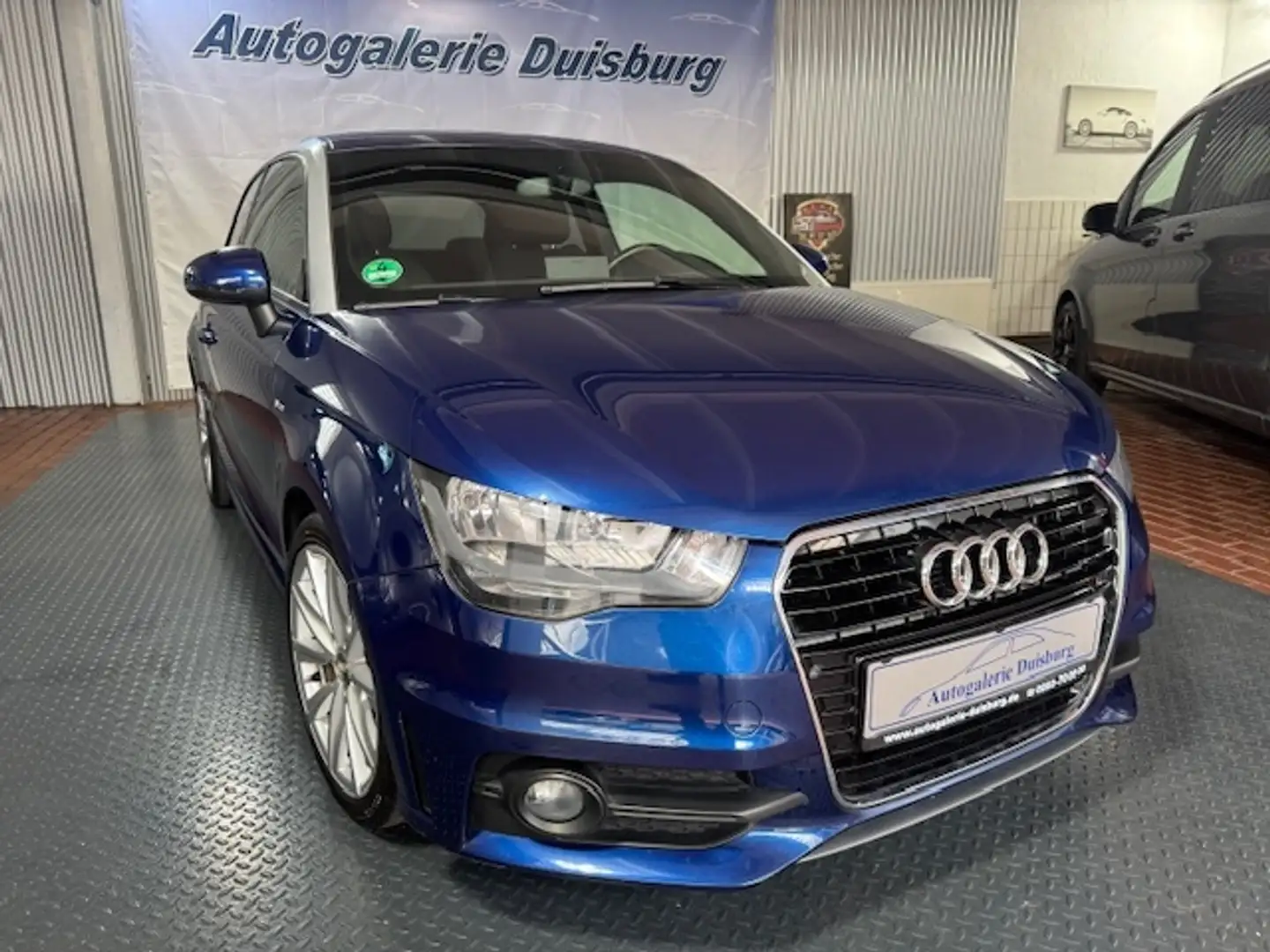 Audi A1 Navi Klimaa. PDC Sportpaket ab 99.-€ monatlich Blau - 1