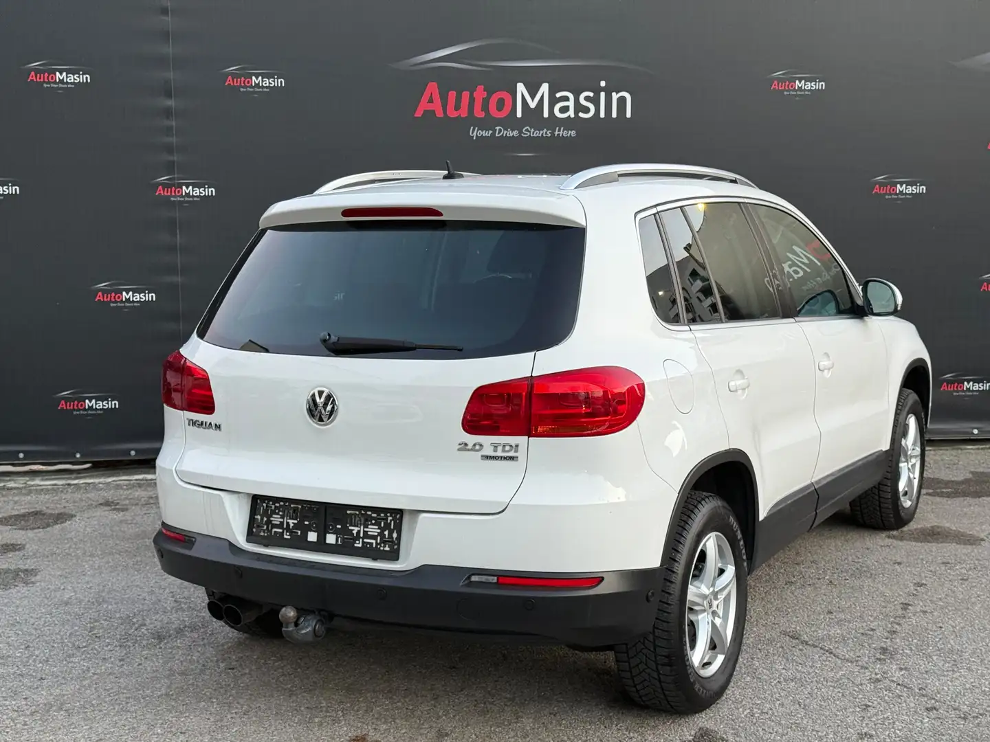 Volkswagen Tiguan Tiguan 2,0 TDI BMT 4Motion Sky DPF DSG Weiß - 2